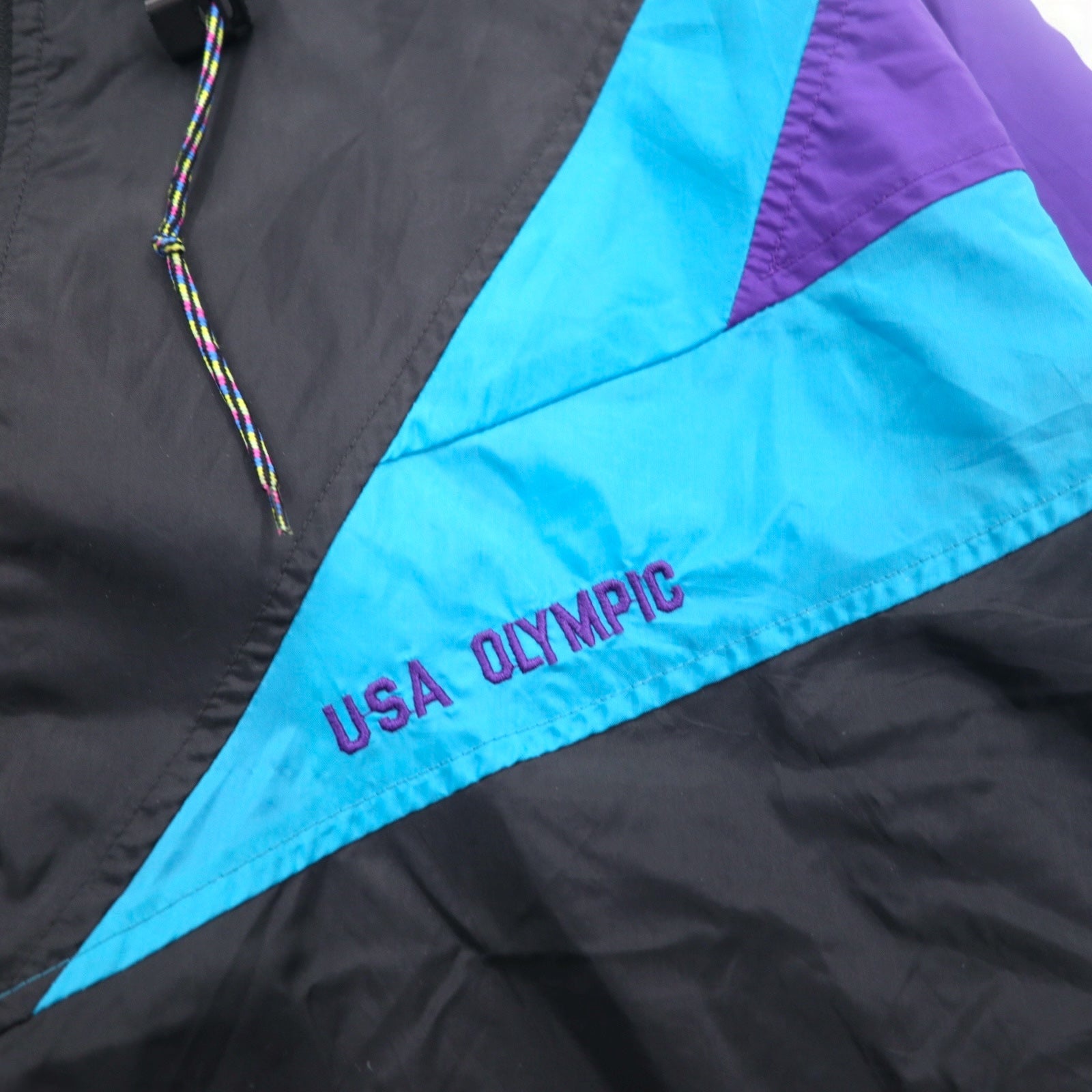 JC PENNEY Anni '90 Giacca da allenamento in nylon L Nera Fodera in mesh Cappuccio ripiegabile USA OLYMPIC