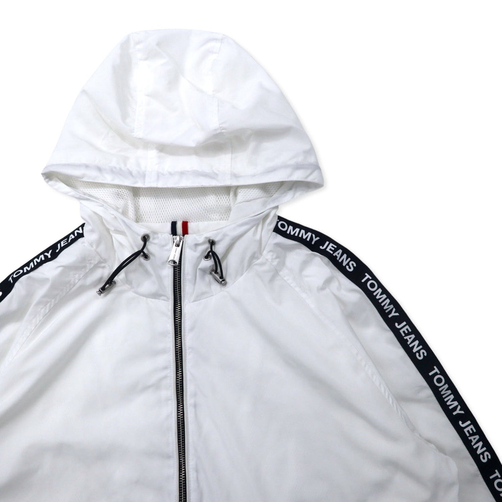 TOMMY JEANS Giacca in nylon a vestibilità ampia con logo a nastro, con cappuccio, taglia L, colore bianco, poliestere DW0DW04138