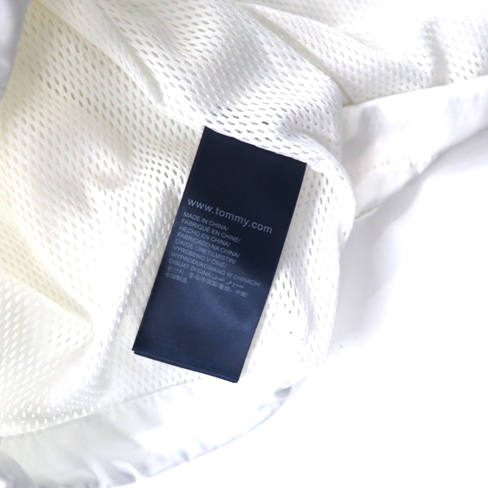 TOMMY JEANS Giacca in nylon a vestibilità ampia con logo a nastro, con cappuccio, taglia L, colore bianco, poliestere DW0DW04138
