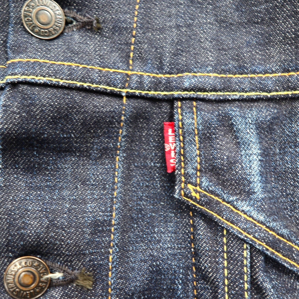 LEVI'S VINTAGE CLOTHING (LVC) Giacca di jeans 4th Type Big E 1967 riedizione L Indigo Blu 70505-0217 Made in Japan
