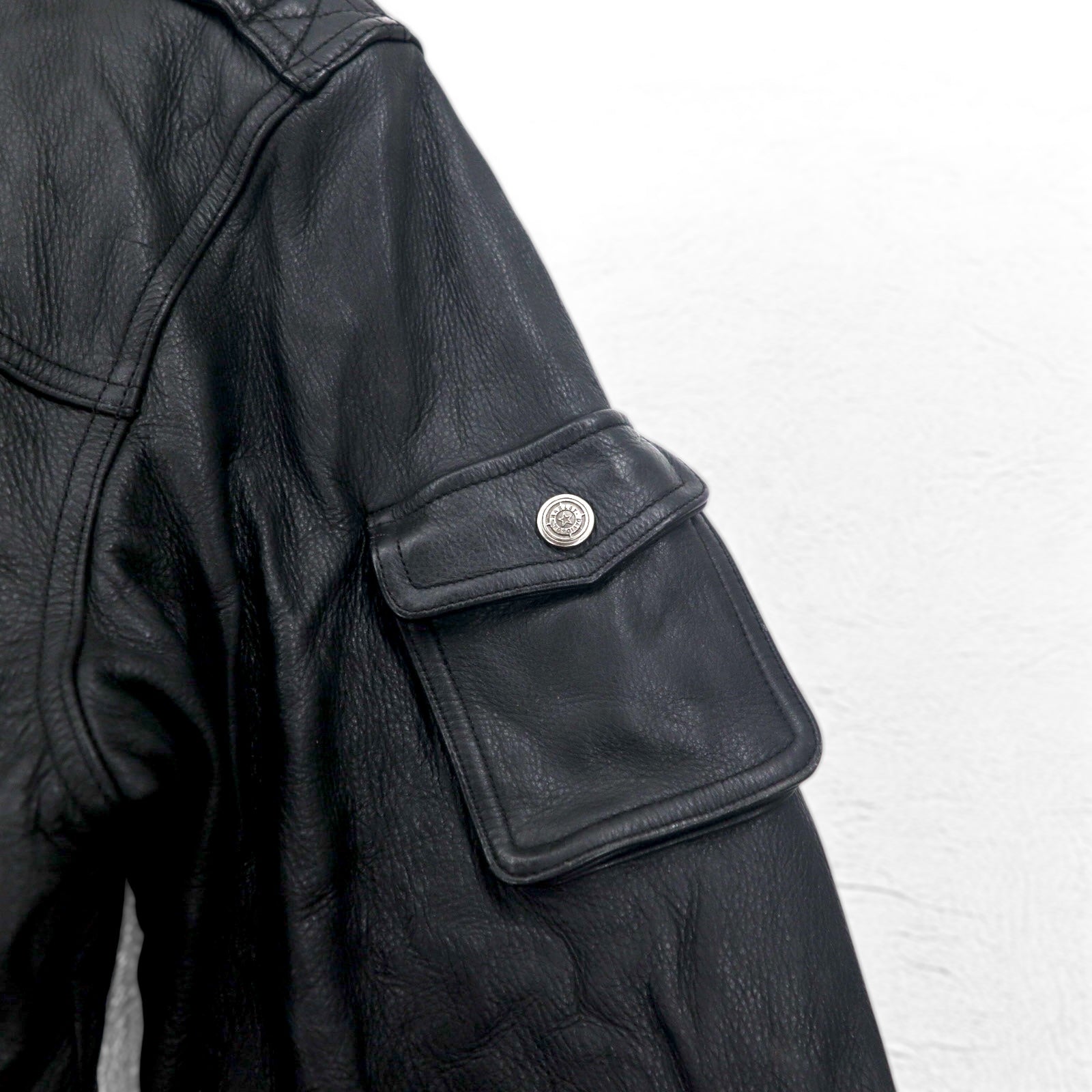 HARLEY DAVIDSON Giacca da volo A-2 in pelle stile bomber militare da motociclista, taglia L, nera, pelle a grana, fodera rimovibile, spalline