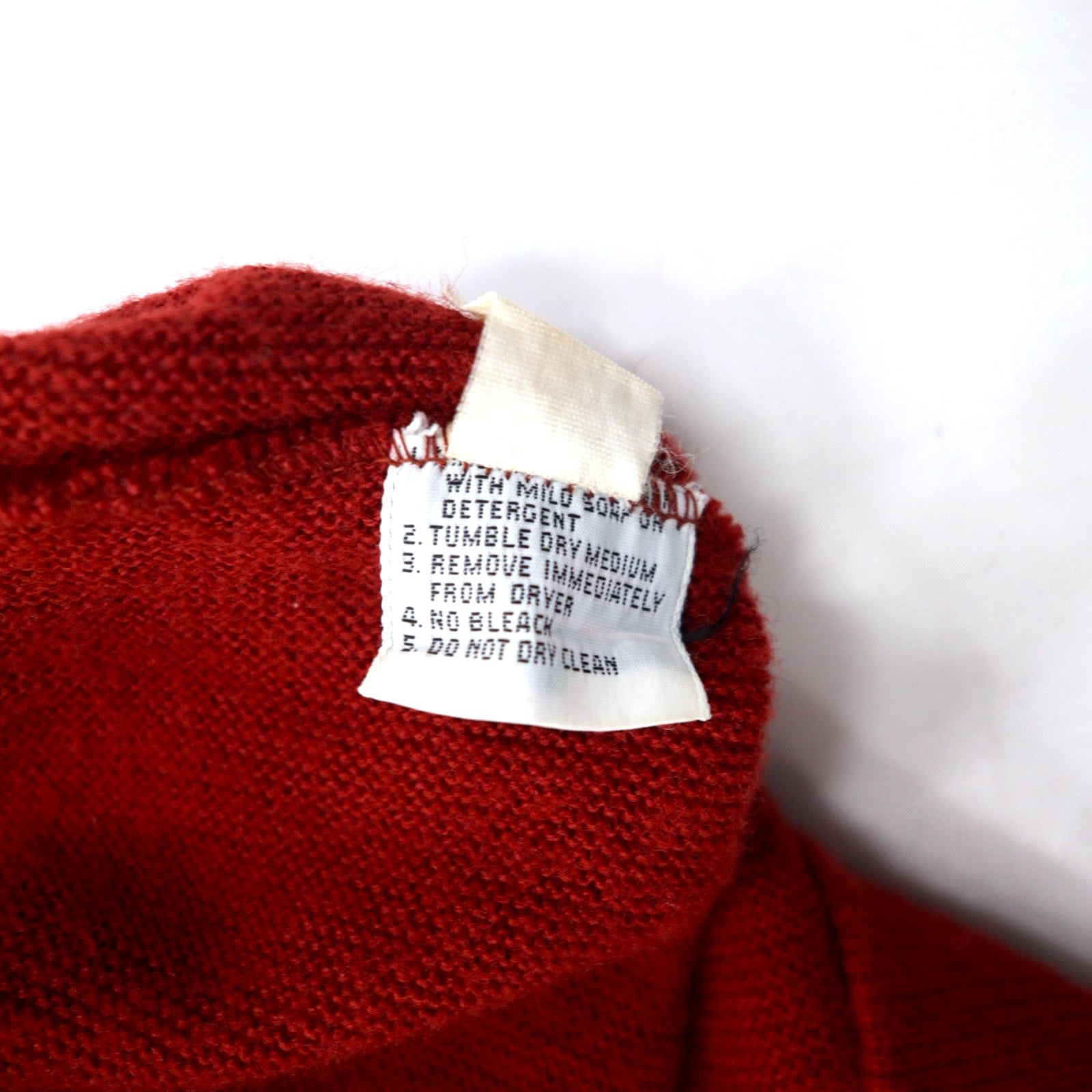 IZOD LACOSTE anni '70 cardigan in maglia acrilica con etichetta a bobina, taglia L, colore rosso, logo ricamato