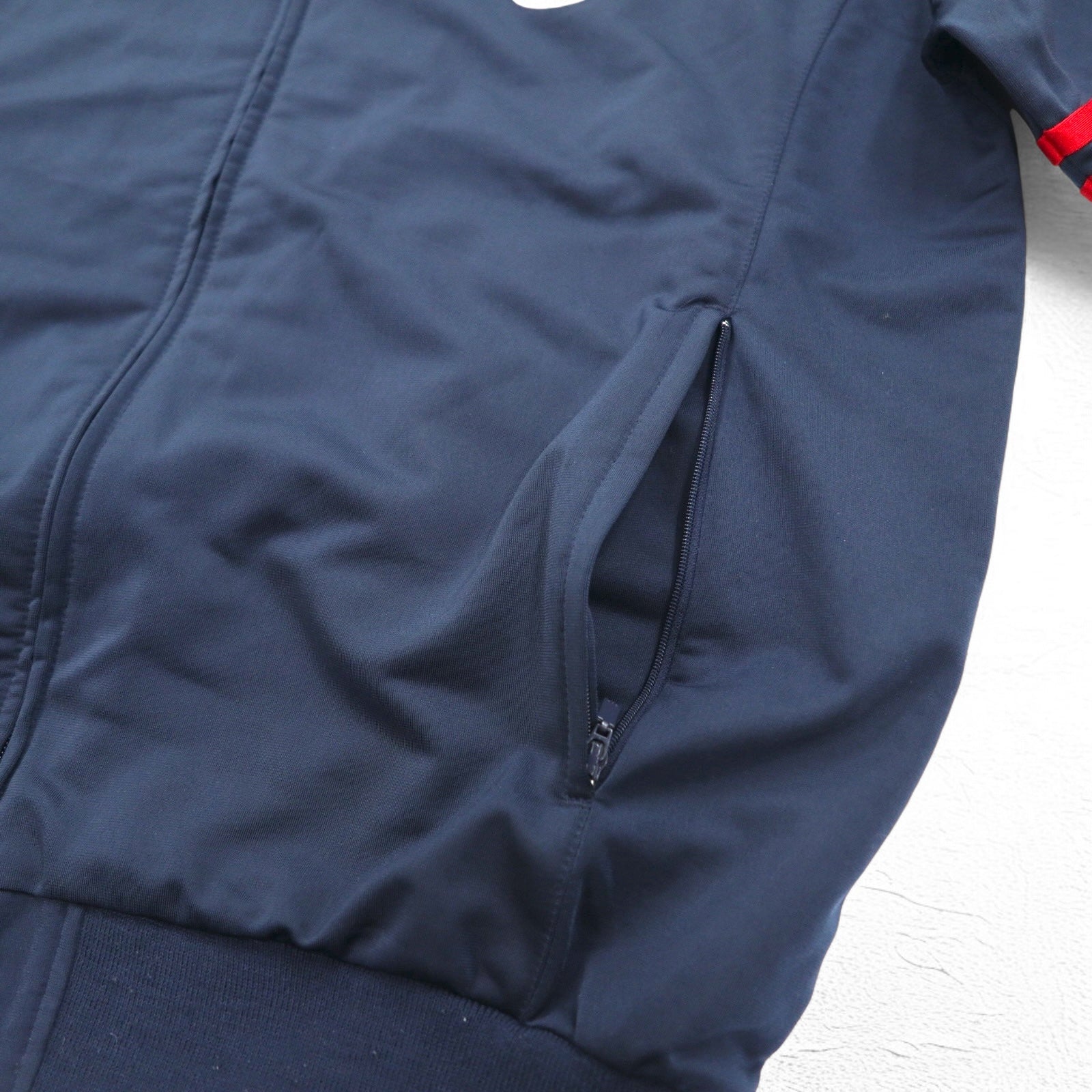 Adidas, giacca sportiva con collo alto, anni 2000, taglia L, blu navy, rosso, numerata, poliestere