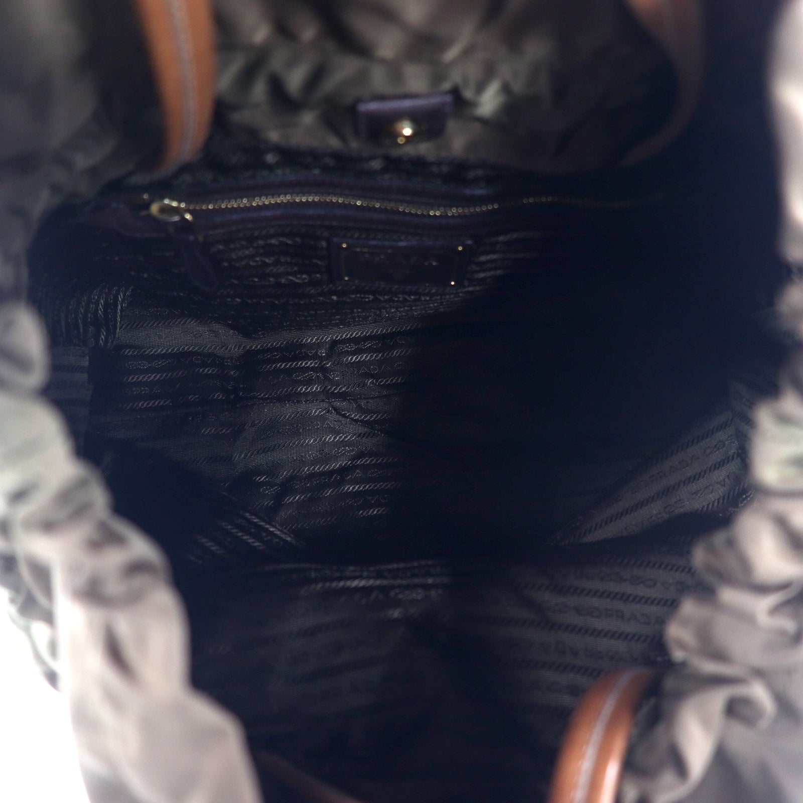 PRADA Borsa tote a secchiello in jacquard borsa a tracolla kaki nylon stampa logo