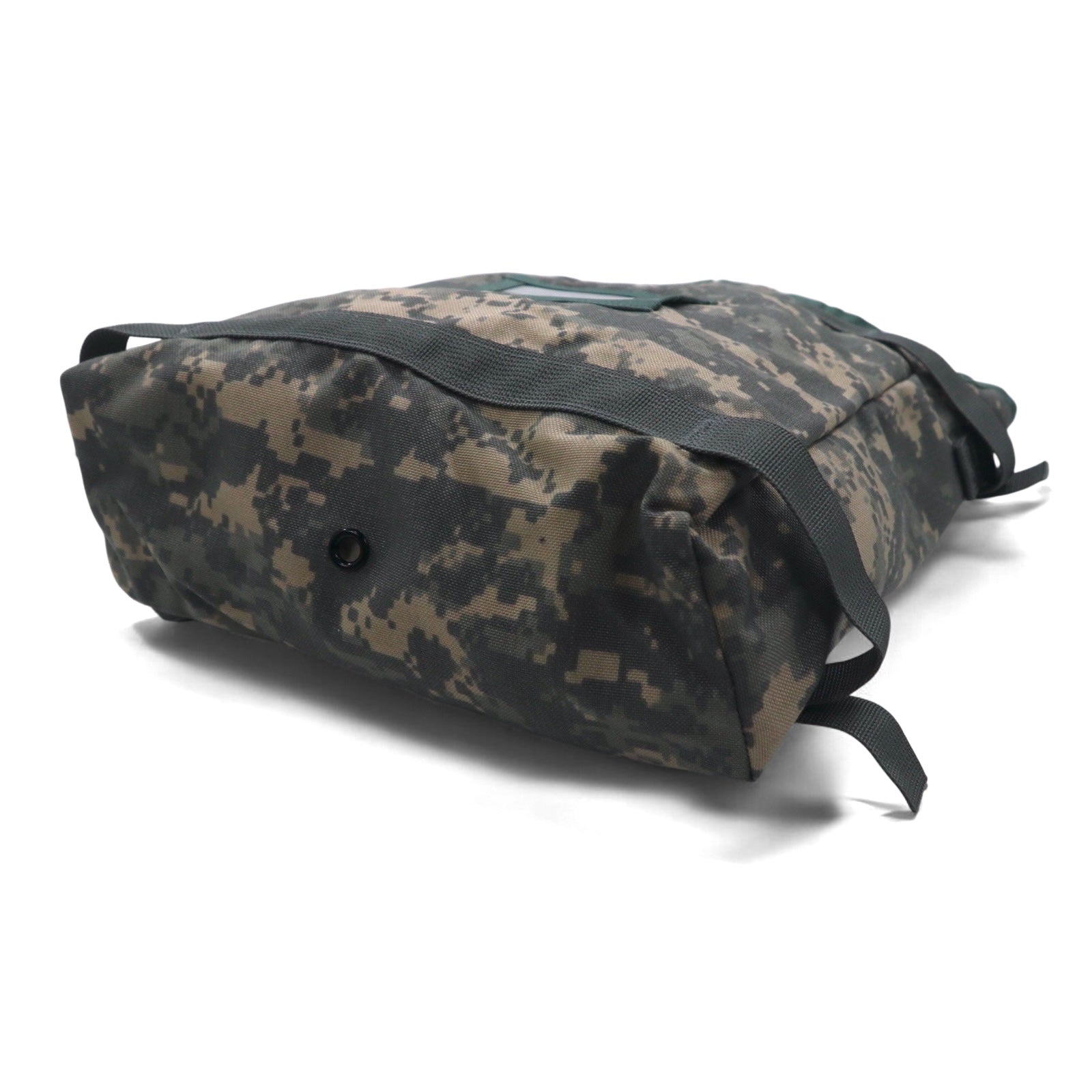 US ARMY 米軍 MOLLE 2 ラジオバッグ UCP ショルダーバッグ ナイロン デジカモ ミリタリー 8465-01-524-7684 デッドストック 未使用品