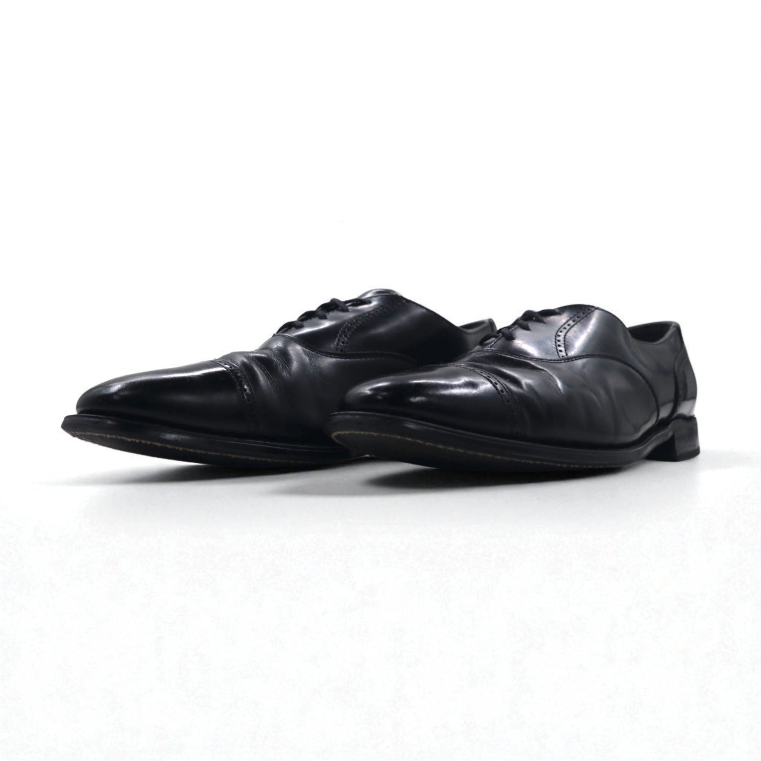 Scarpe eleganti vintage traforate con puntale 28,5 cm Nere in pelle 105523