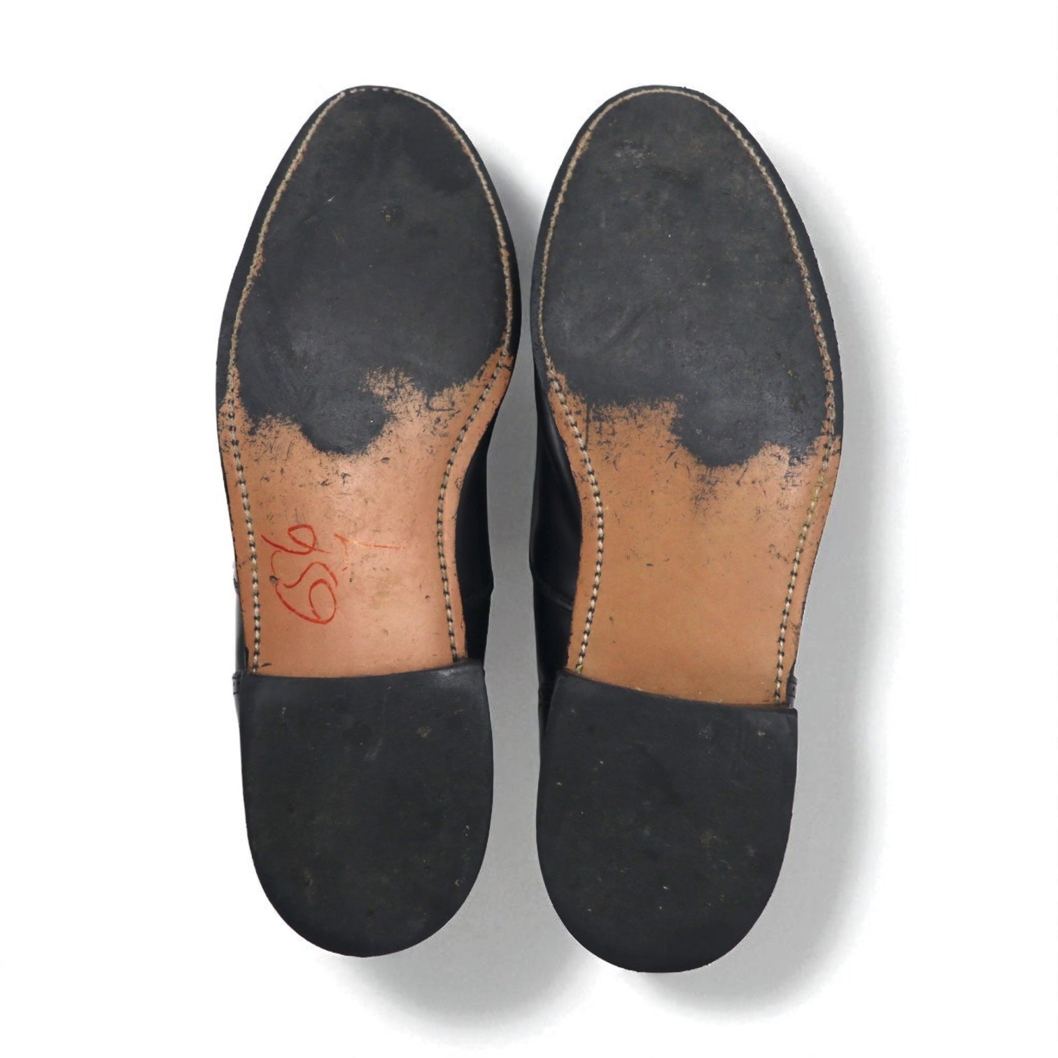 Scarpe eleganti vintage traforate con puntale 28,5 cm Nere in pelle 105523