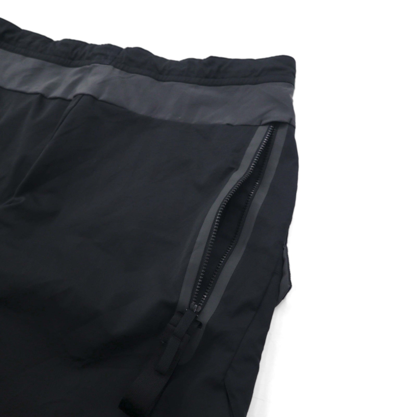 NIKE Pantaloni Cargo Ampio Affusolato Tech Pack + Reflective Tapered Cargo Pants XL Nero Poliestere DO4884-010