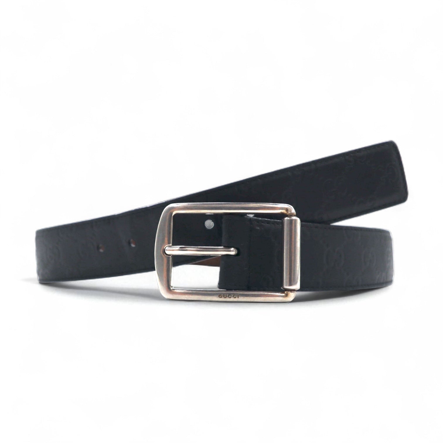 GUCCI Cintura in pelle Guccissima made in Italy nera, motivo GG in rilievo, fibbia color argento 295331