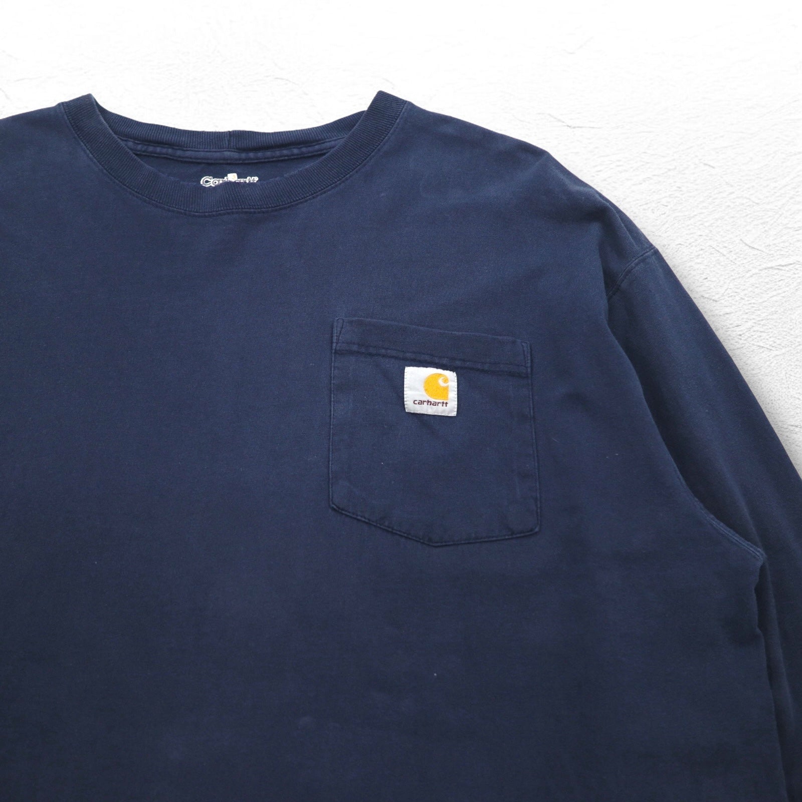 carhartt T-shirt a maniche lunghe, taglia L, blu navy, con taschino, prodotto in Honduras