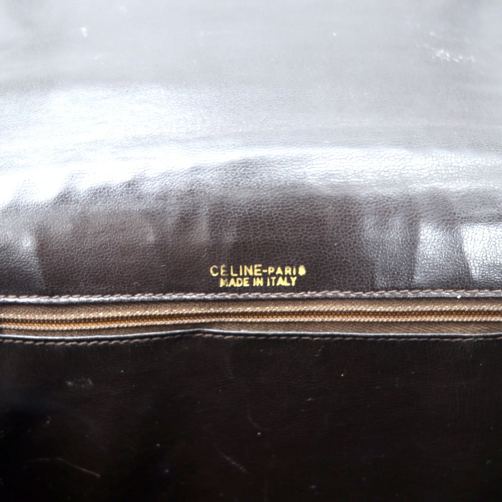 CELINE Borsa a tracolla in tela di pelle marrone con logo C Macadam vecchio modello, motivo a carrozza, Made in Italy