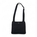 Borsa a tracolla PRADA in nylon nero con logo triangolare, made in Italy