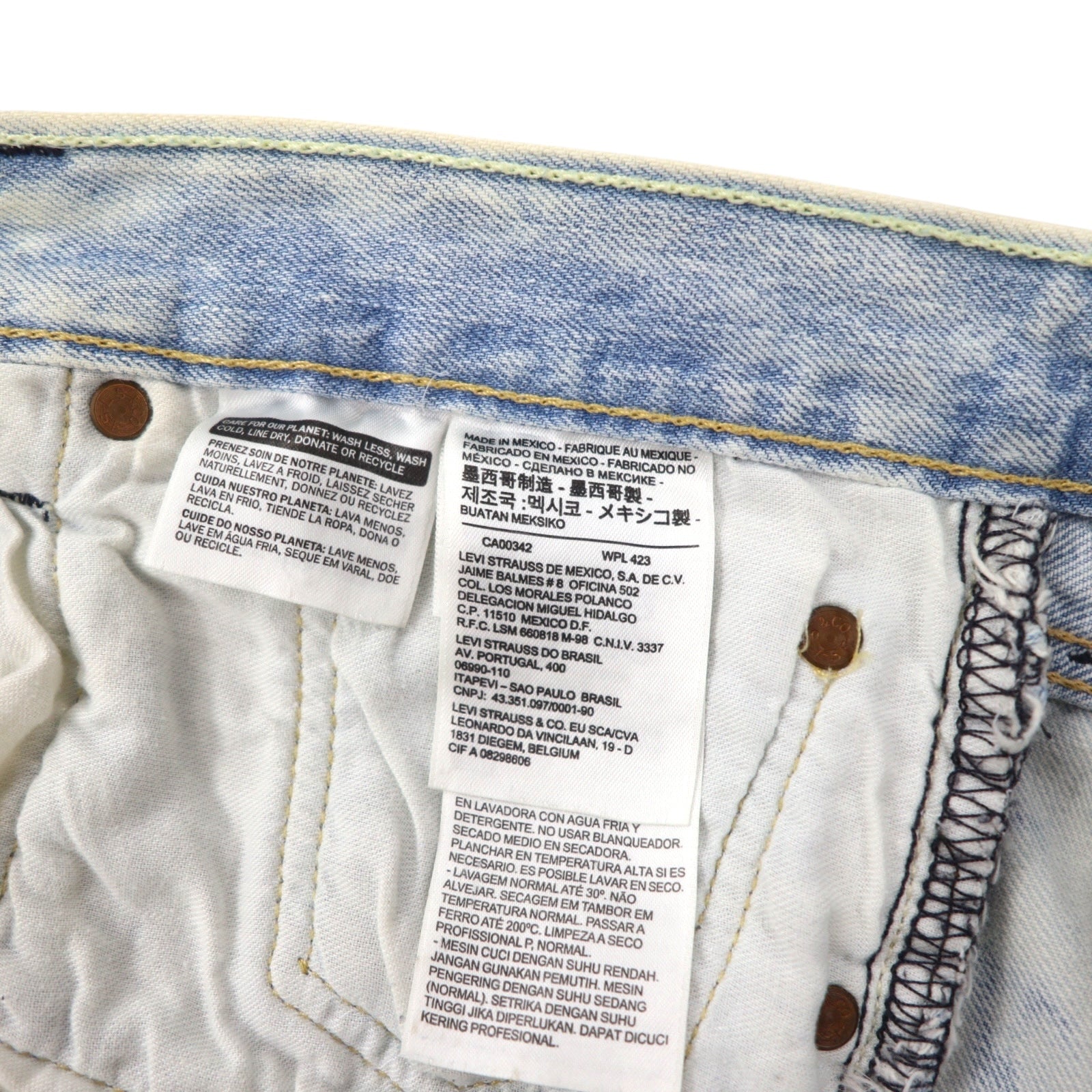 Levi's 501 shorts in denim con lavaggio acido, taglio vivo, taglia L, blu, in cotone, con chiusura a bottoni