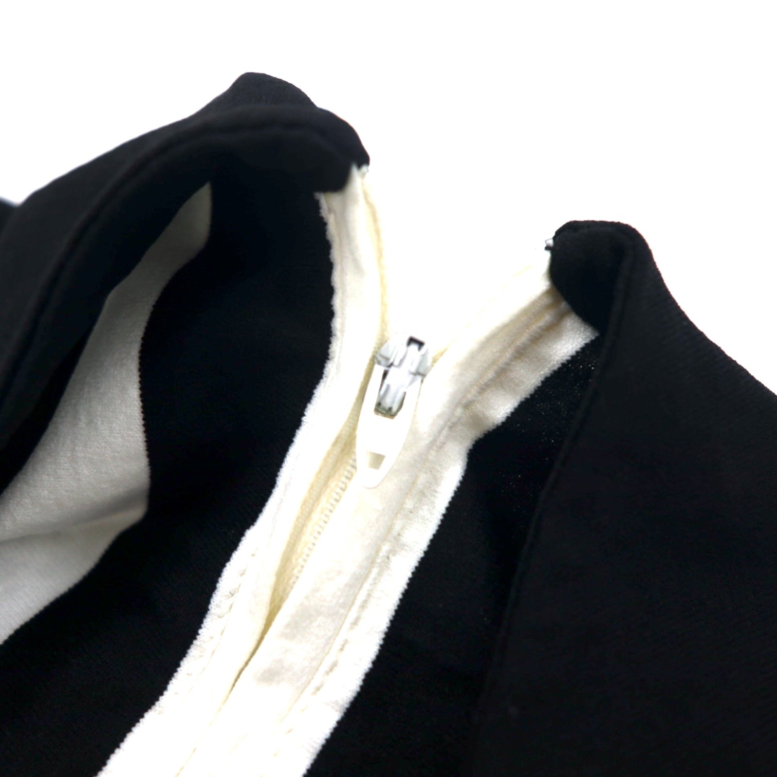 Maglia da gioco mezza zip da arbitro Sand-Knit Medalist anni '70 made in USA, taglia L, bianca, nera, a righe, in poliestere, con cerniera TALON