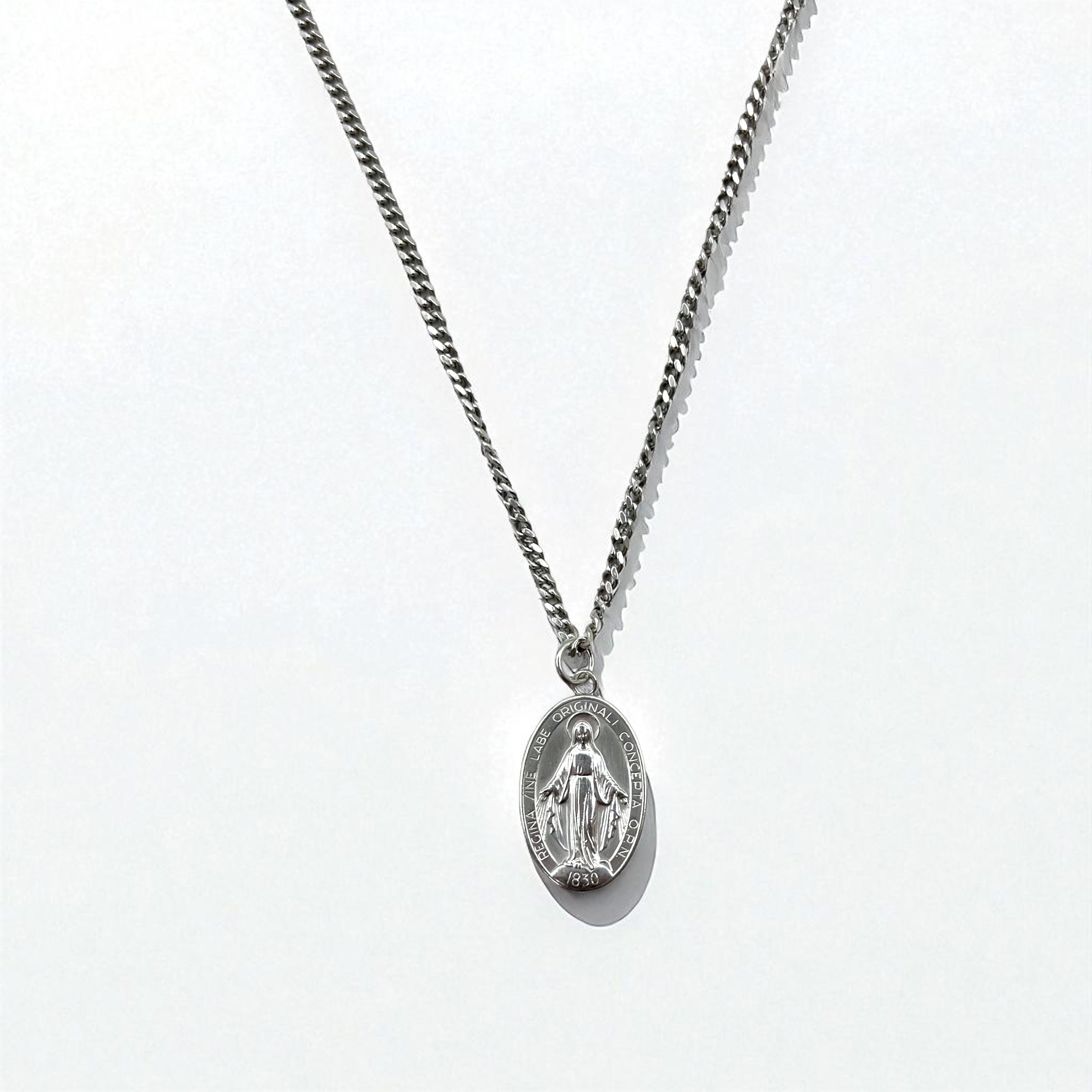 Collana vintage con medaglia della Vergine Maria in argento, catena a maglie forzate in argento 925, ovale, Italia