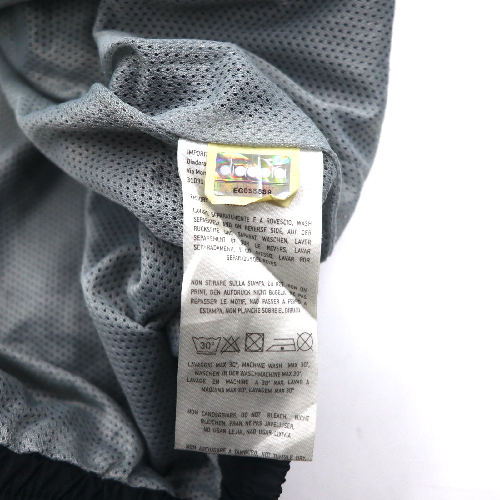 Giacca diadora anni '90 in nylon, mezza zip, giacca da pista, tuta, taglia L, nera, nastro con logo, ricamo logo singolo