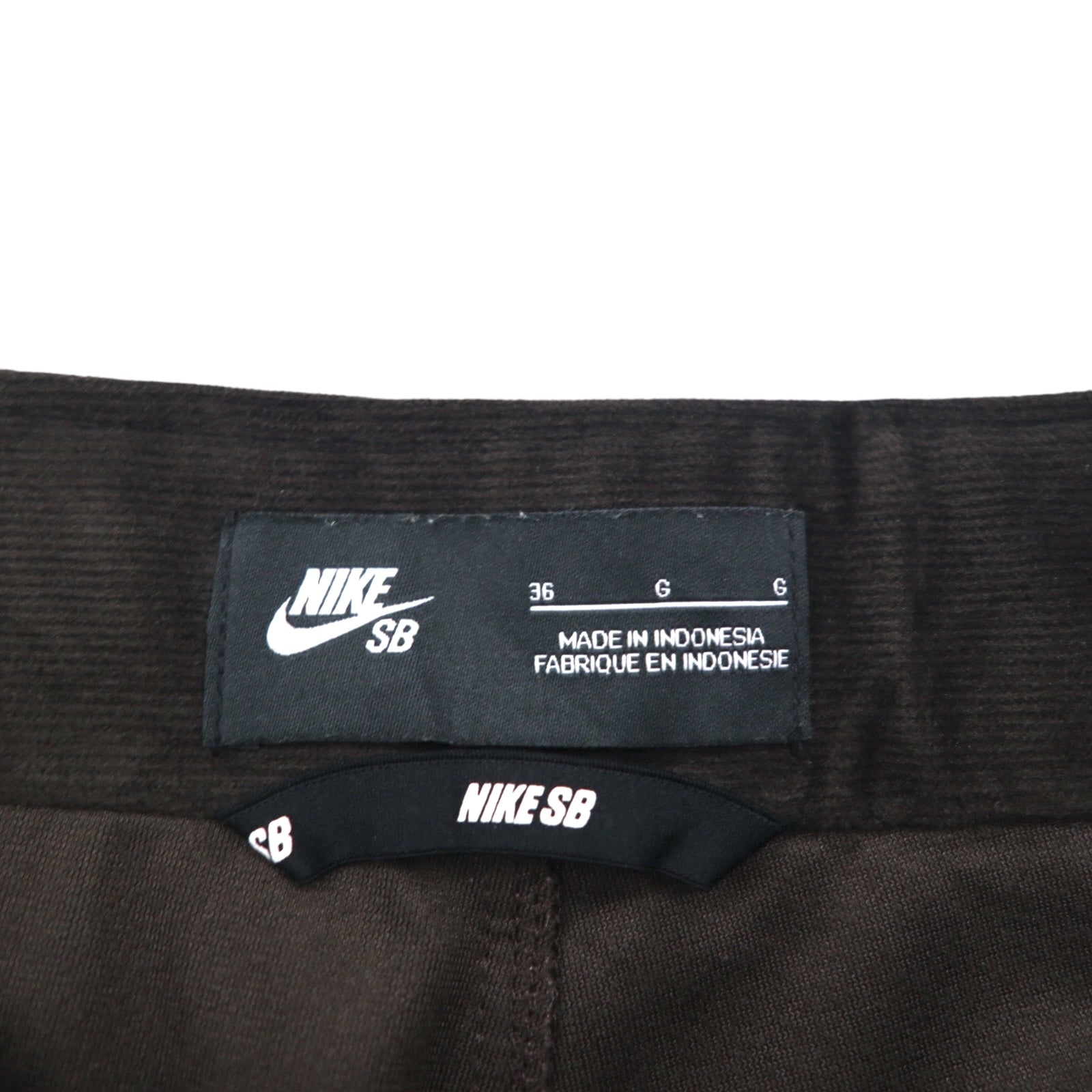 NIKE SB Pantaloncini con Cintura in Velluto a Coste Velvet Corduroy Belted Shorts XL Marrone AA1075-220