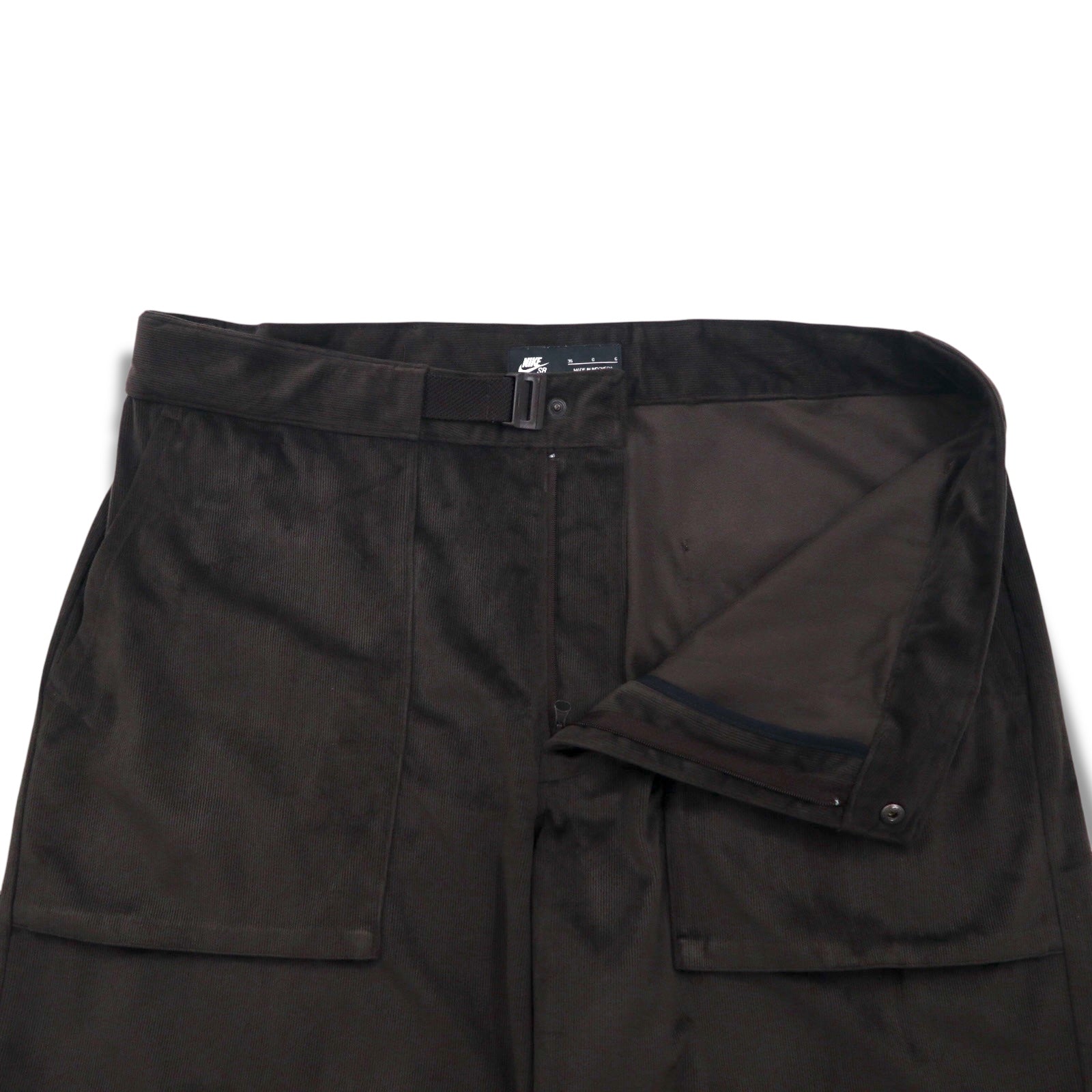 NIKE SB Pantaloncini con Cintura in Velluto a Coste Velvet Corduroy Belted Shorts XL Marrone AA1075-220
