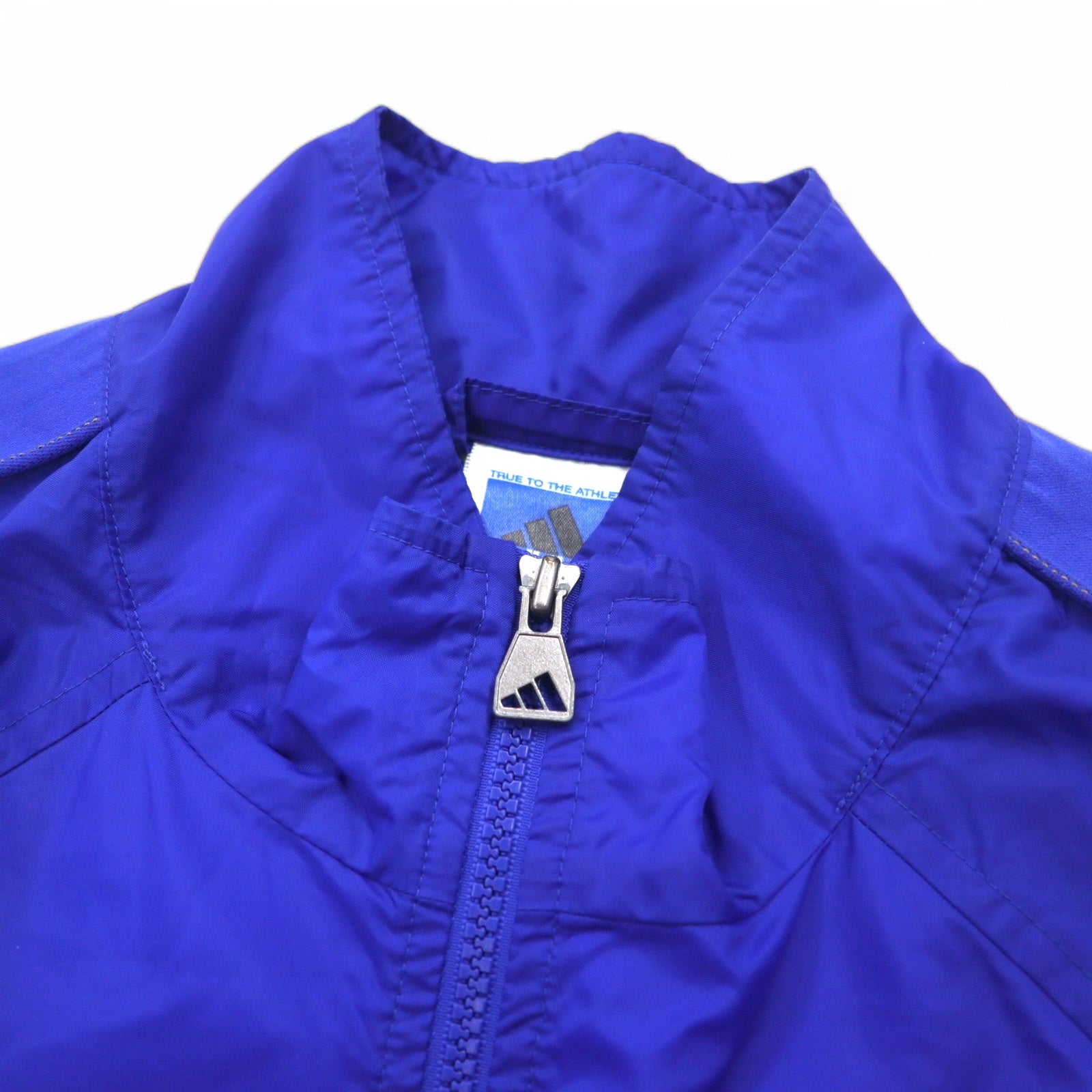 Giacca in nylon adidas TEAM anni 2000, giacca da pista, taglia M, blu, logo ricamato, strisce laterali
