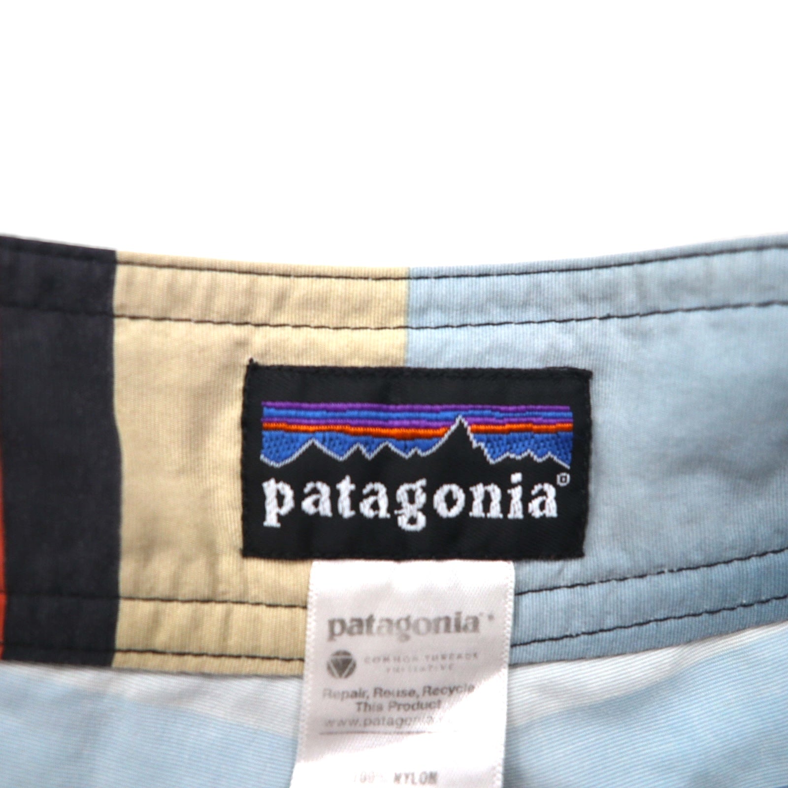 patagonia Wavefarer Board Shorts pantaloncini WAVEFARER BOARD SHORTS pantaloncini corti M multicolore a righe nylon 86556