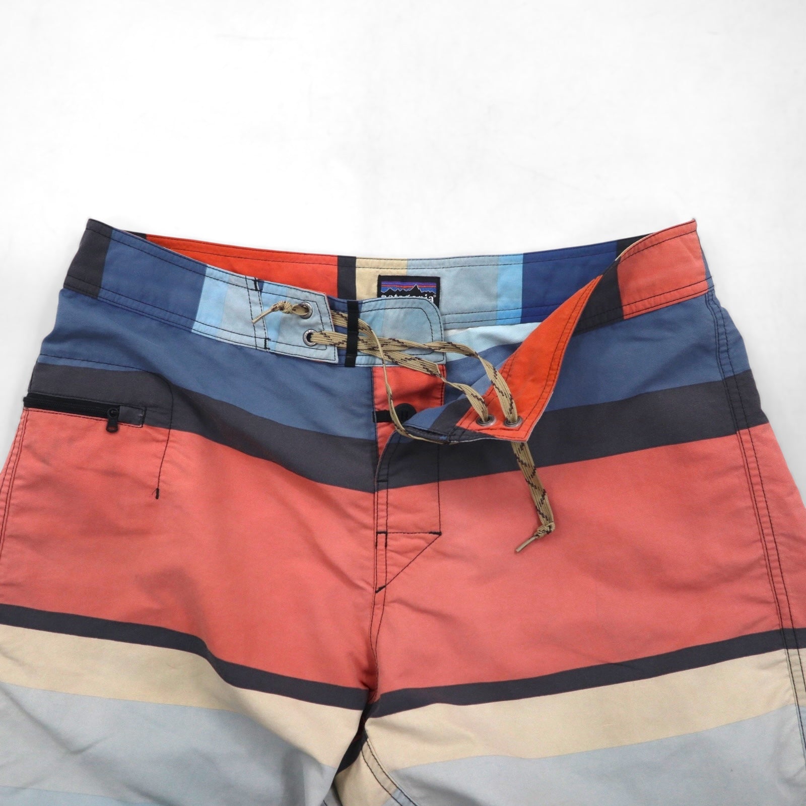 patagonia Wavefarer Board Shorts pantaloncini WAVEFARER BOARD SHORTS pantaloncini corti M multicolore a righe nylon 86556