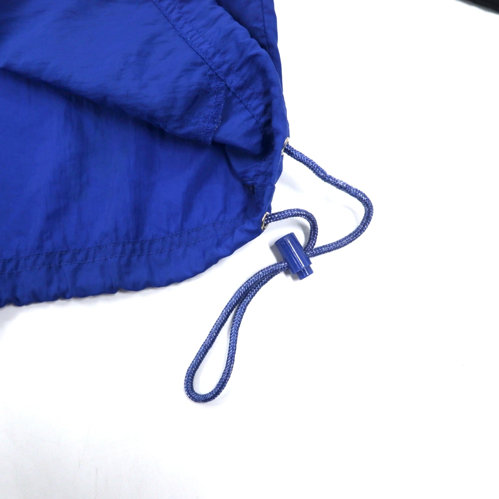 Reebok giacca in nylon anni '90, taglia XL, nero e blu, logo vettoriale, cappuccio ripiegabile