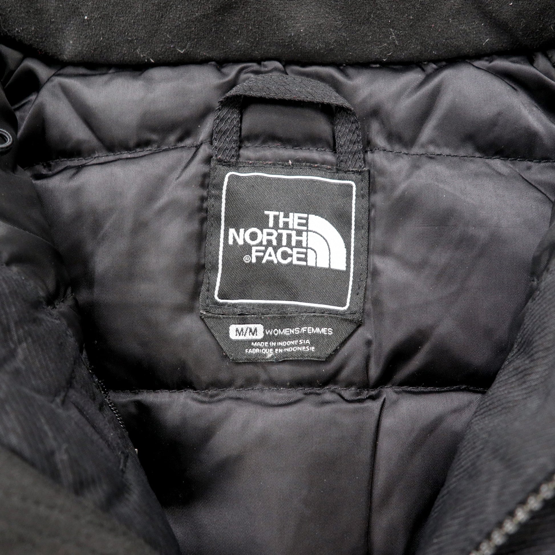 THE NORTH FACE Giacca a vento taglia M, colore nero, in nylon 550 HYVENT, impermeabile, collo alto, cappuccio removibile