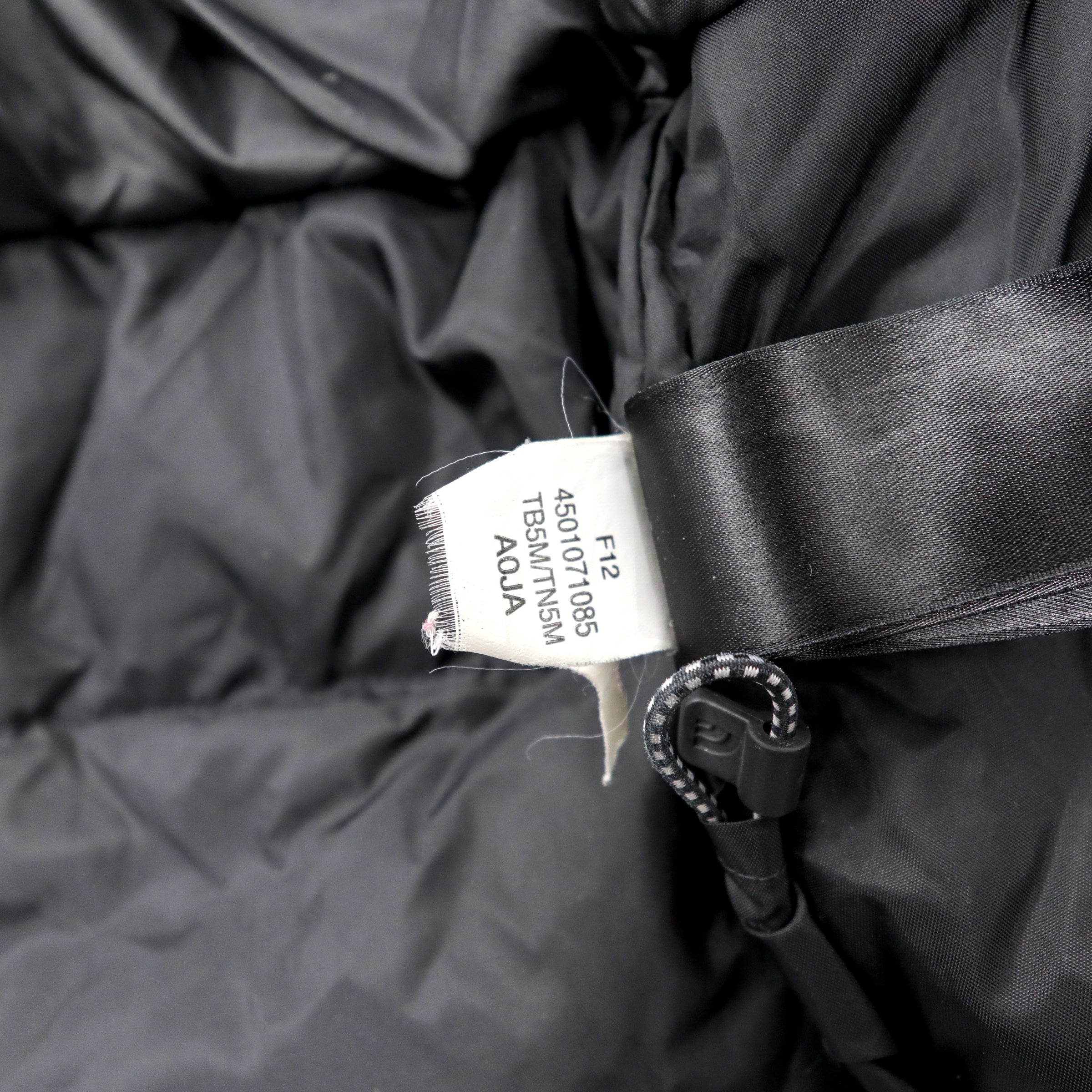 THE NORTH FACE マウンテンパーカー M ブラック ナイロン 550 HYVENT 防水 ハイネック フード着脱式