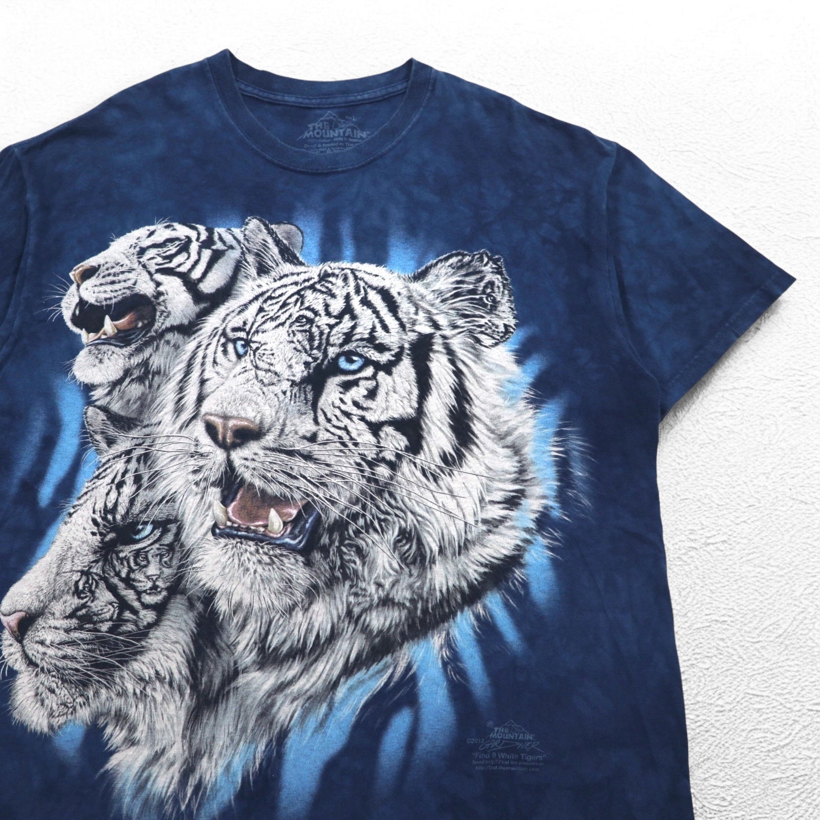 THE MOUNTAIN T-shirt tie-dye stampa Dyed & Printed in USA L blu navy tigre bianca animale fatto in Messico