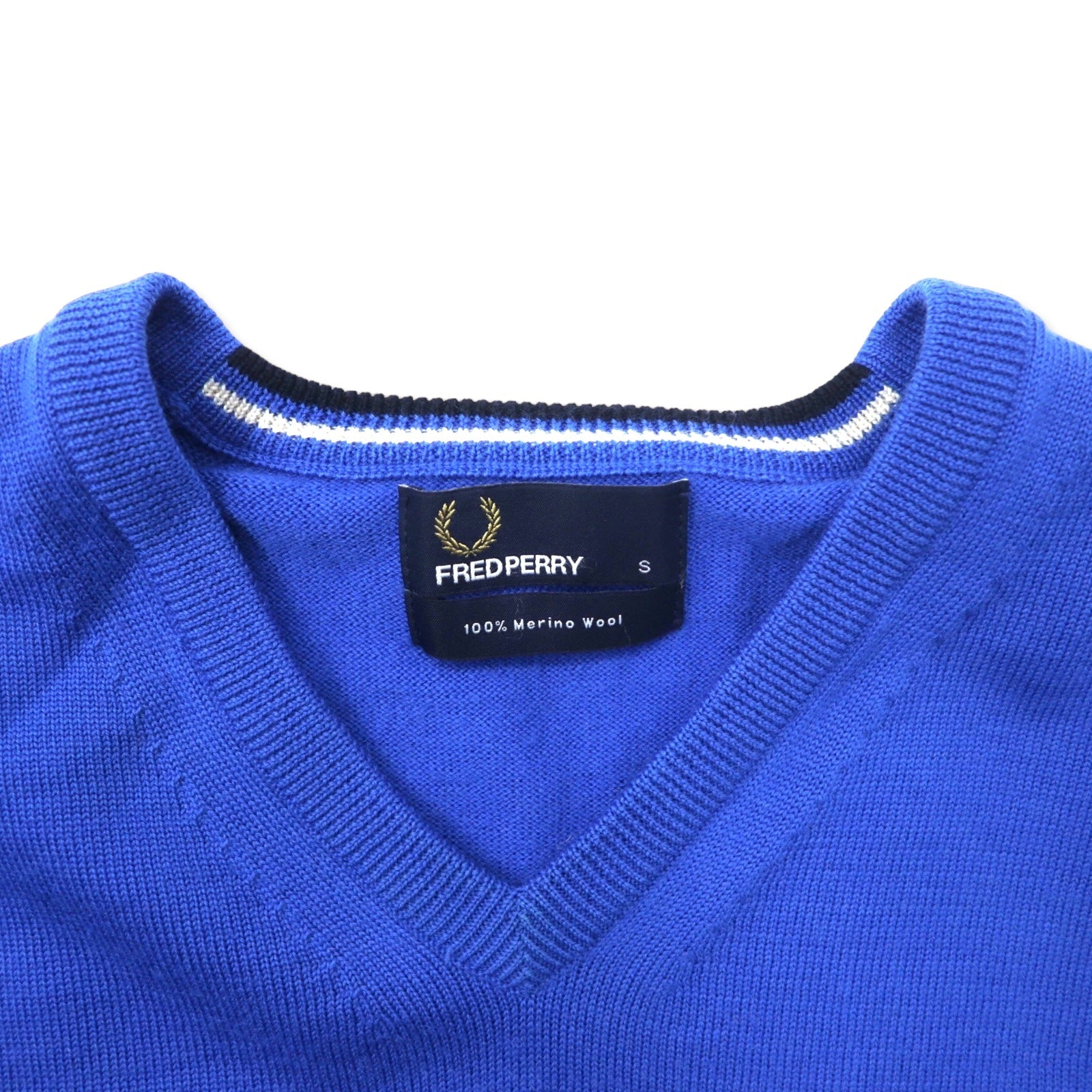 FRED PERRY Maglione in lana merino con scollo a V, blu, taglia S, ricamo logo K8225