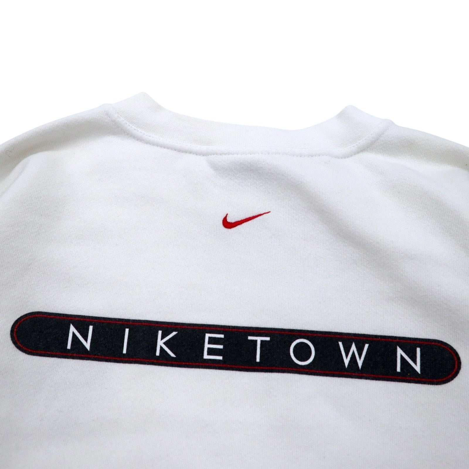 NIKE anni '90, made in USA, logo Swoosh ricamato, felpa bianca in cotone, taglia M, stampa sul retro NIKE TOWN.