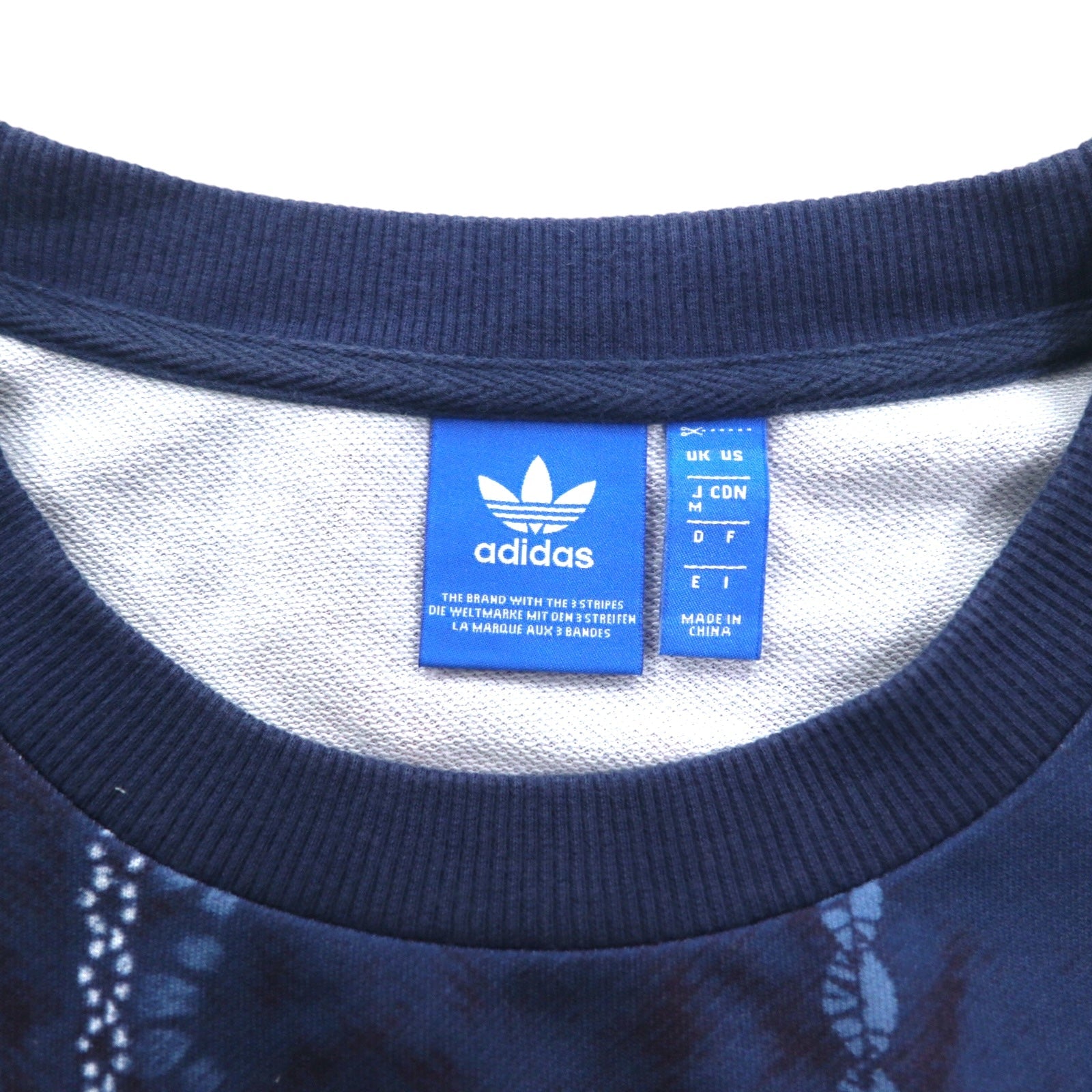 Felpa cropped adidas Originals, taglia M, blu navy, poliestere, fantasia all-over, logo Trifoglio, modello Cirande Sweat AY6896