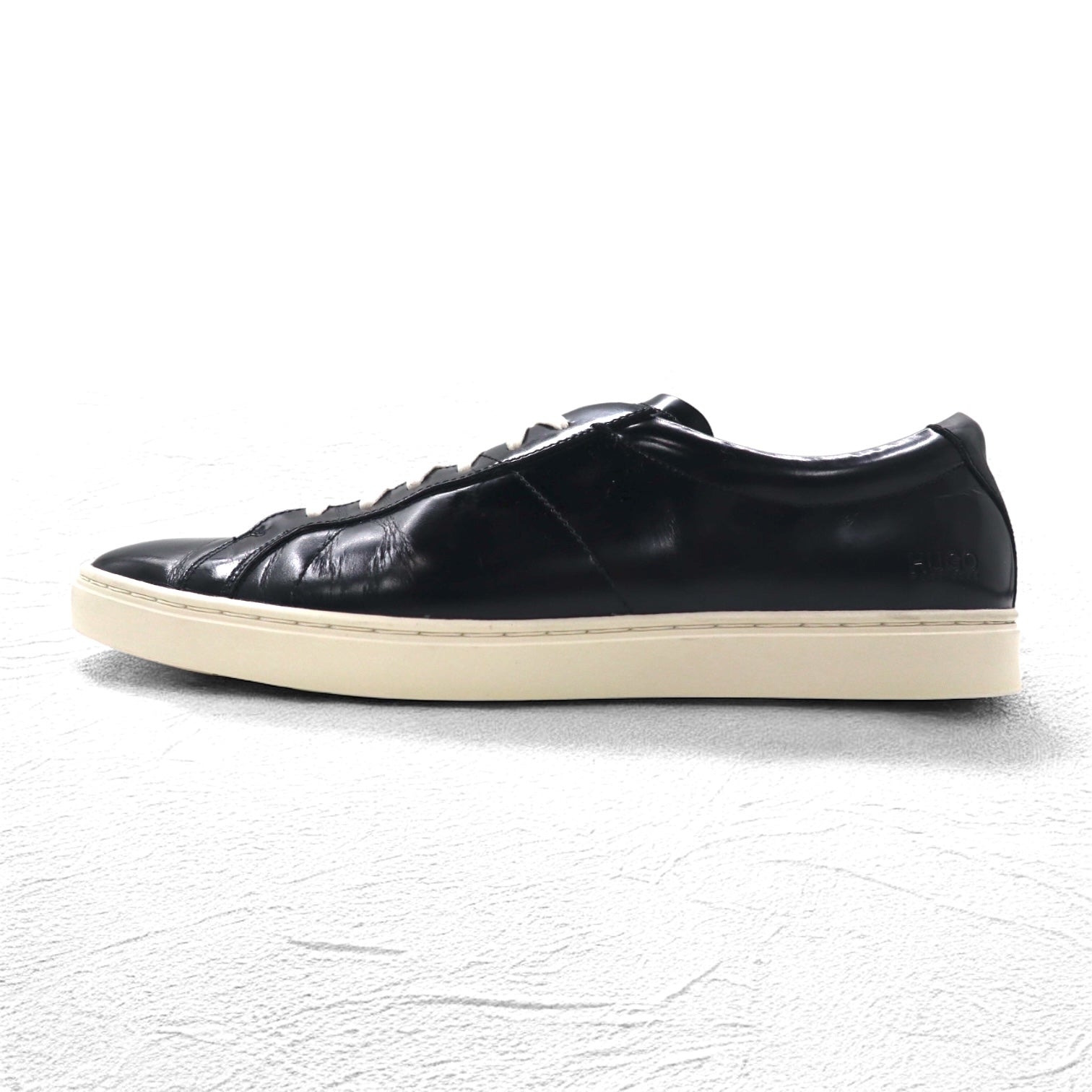 HUGO BOSS レザー ローカット スニーカー 27cm ブラック 50260610