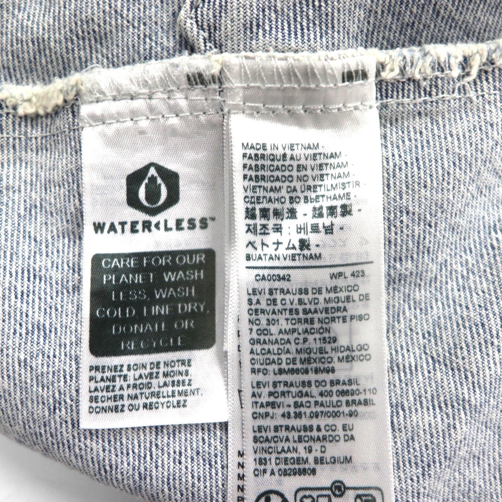 Levi's SILVER TAB SilverTab RELAXED Trucker Jacket Giacca di jeans L Indaco Azzurro Bicolore HEART IS GOOD A31790005