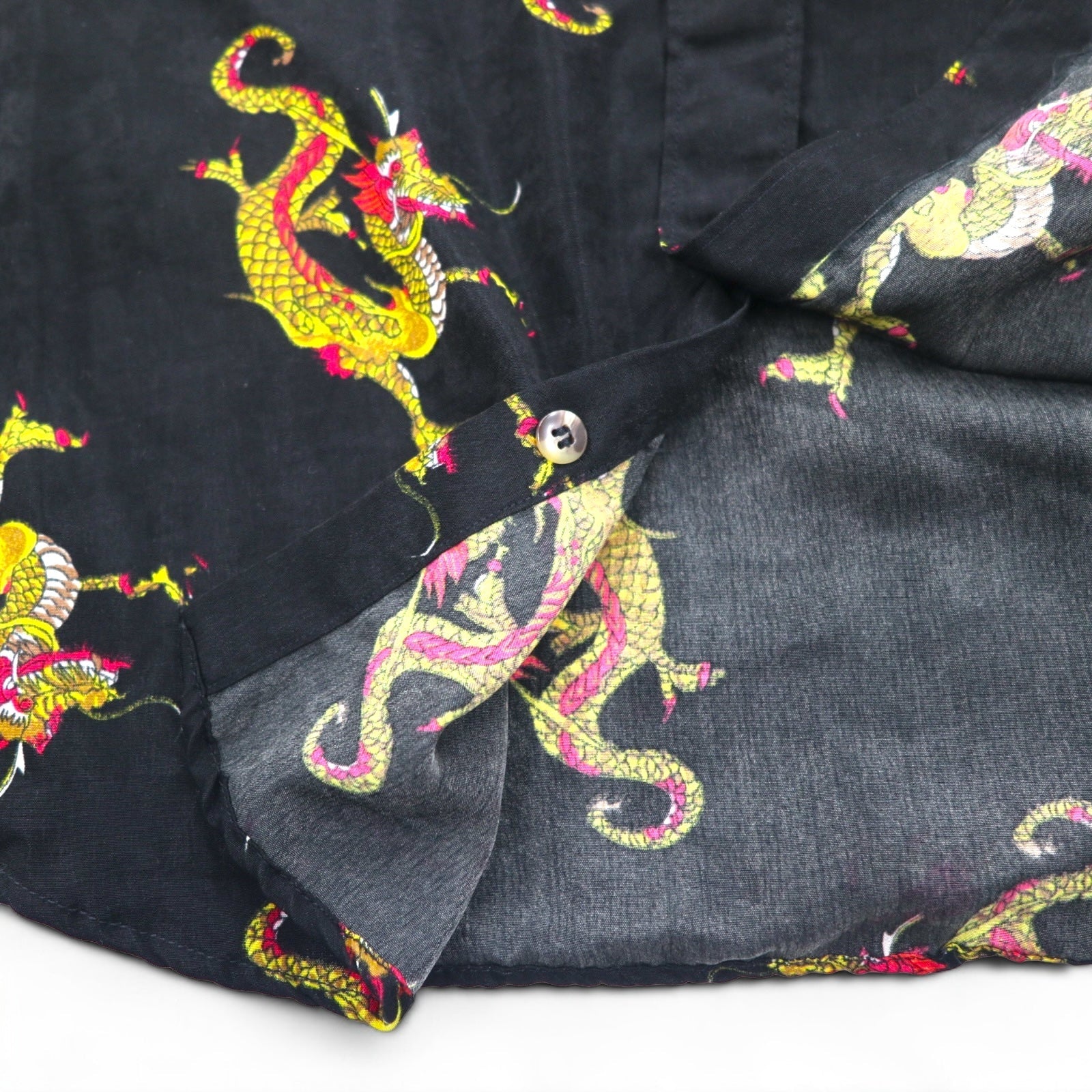Camicia vintage anni '90 con motivo drago cinese DAGACCI, in poliestere, taglia XL, nera, fantasia all-over con drago