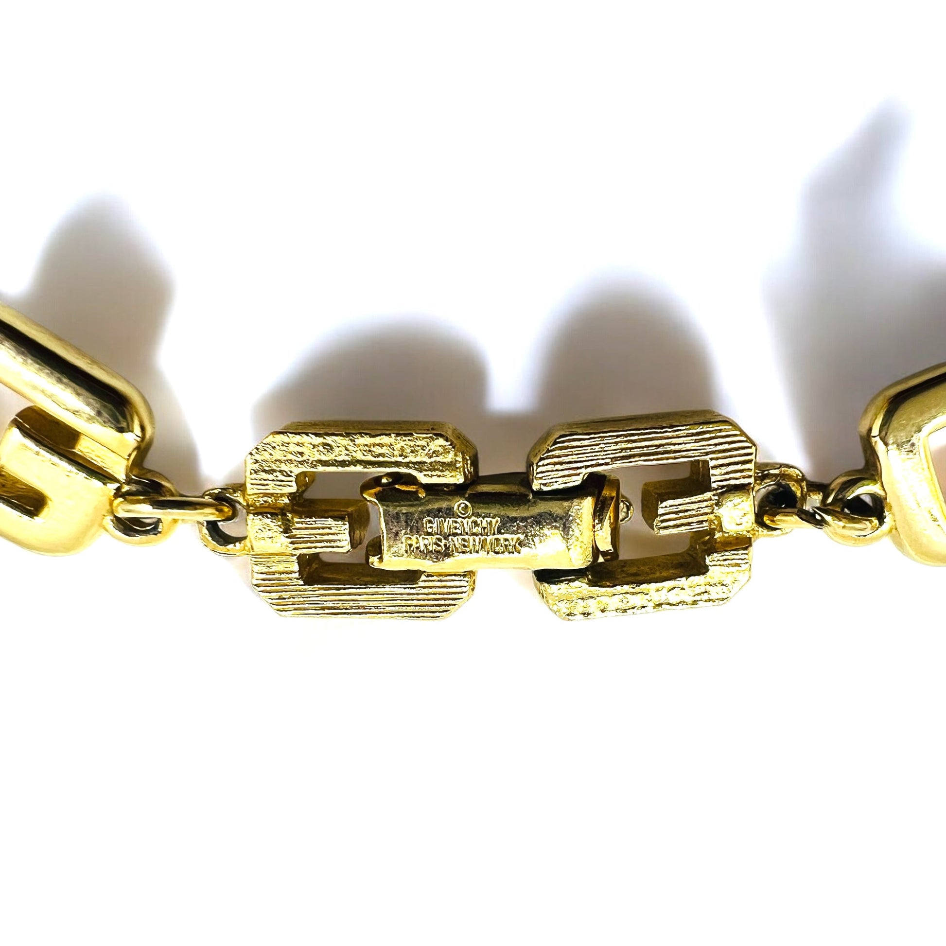 GIVENCHY Bracciale vintage con logo color oro