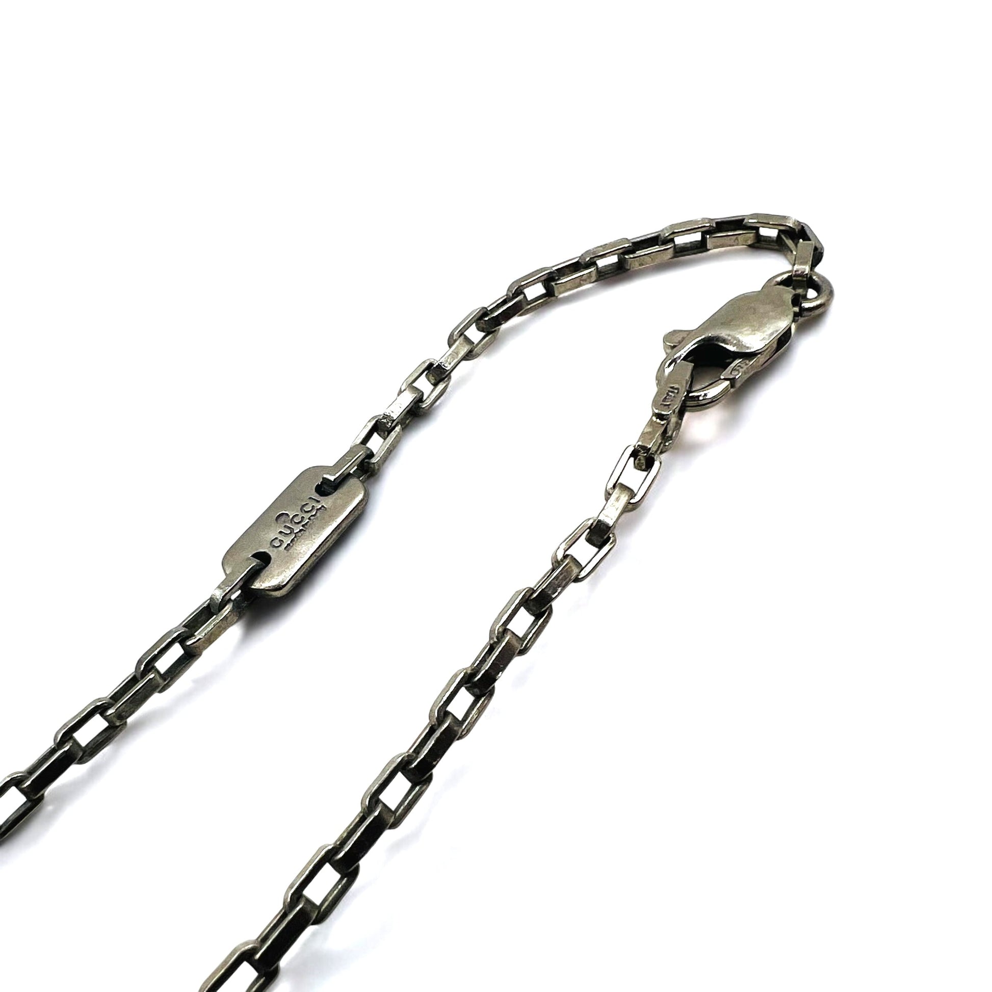 GUCCI Collana con ciondolo a piastra G in argento 925, Made in Italy