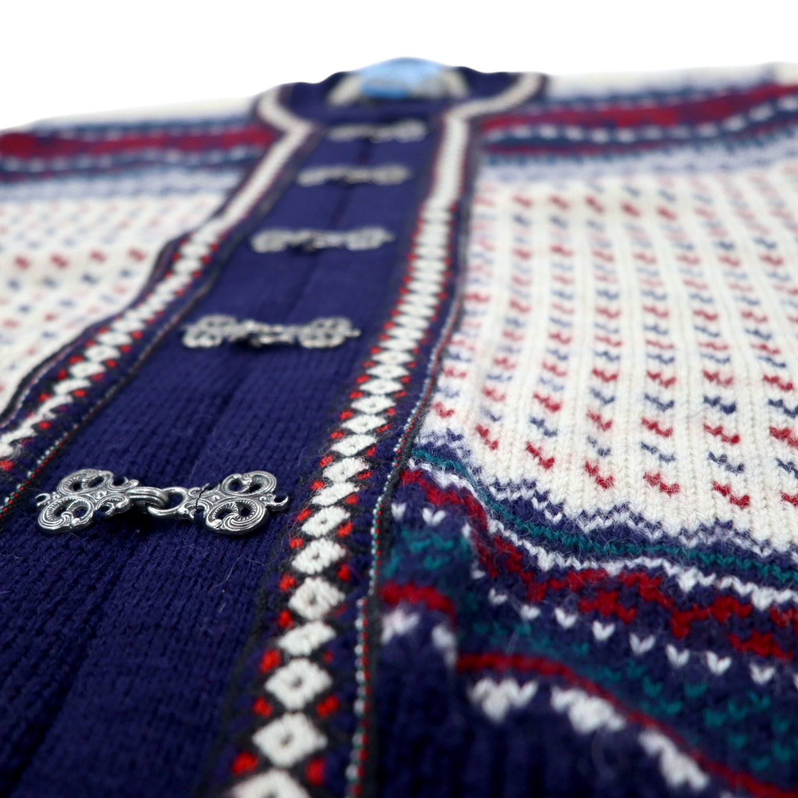 FJORD Cardigan L in maglia tirolese blu navy di lana con motivo nordico, prodotto in Norvegia