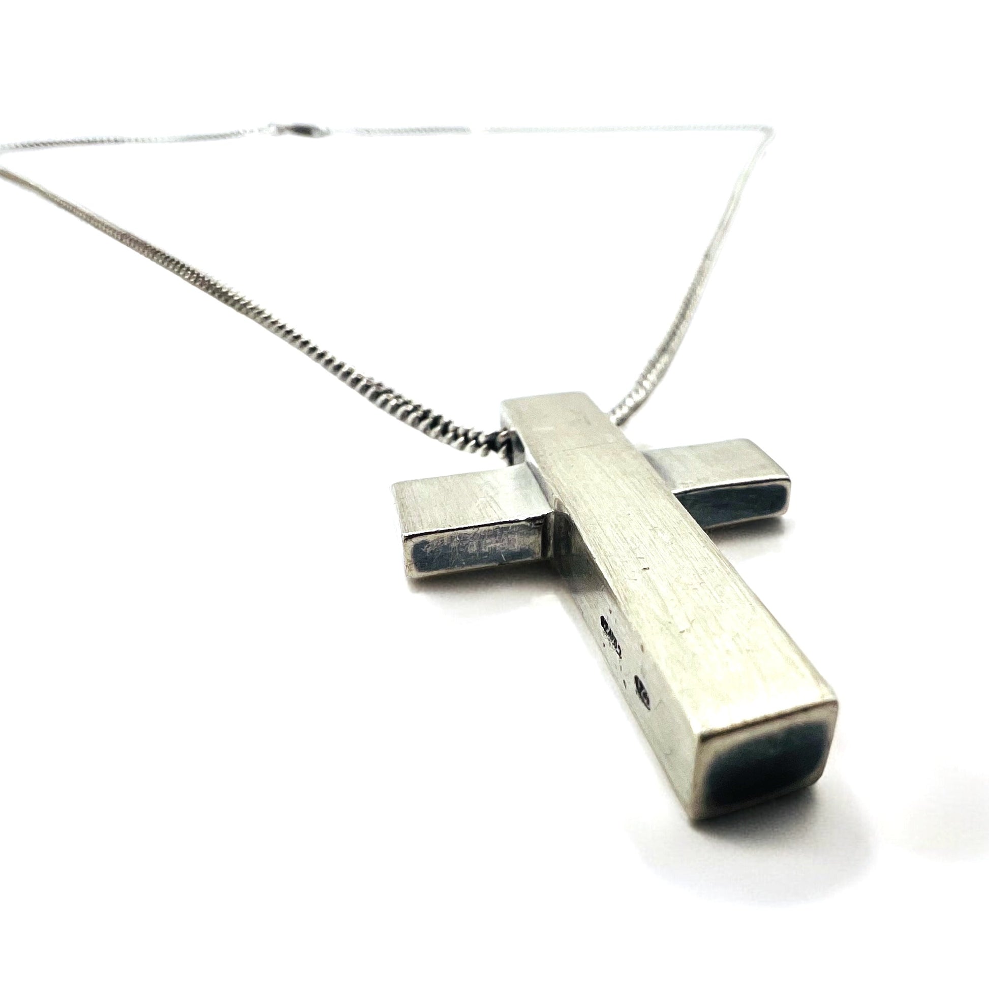 GUCCI - Collana/Girocollo con ciondolo a croce "Fancy" in argento sterling 925, Made in Italy