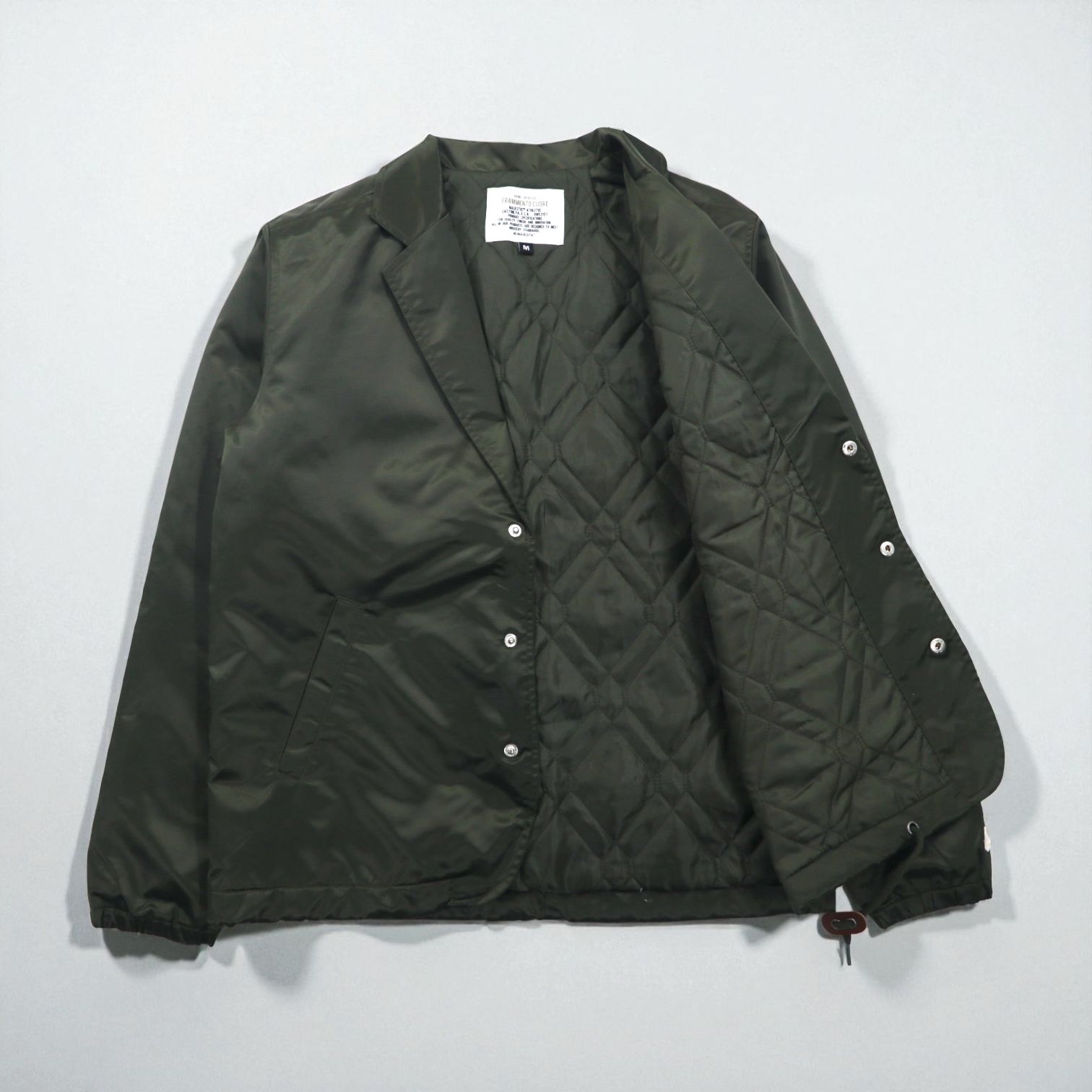 MAJESTIC × FRAMMENTO CUORE ナイロン テーラードジャケット M カーキ 中綿 XM23-MAJ-0009-GRN6 nano universe 別注