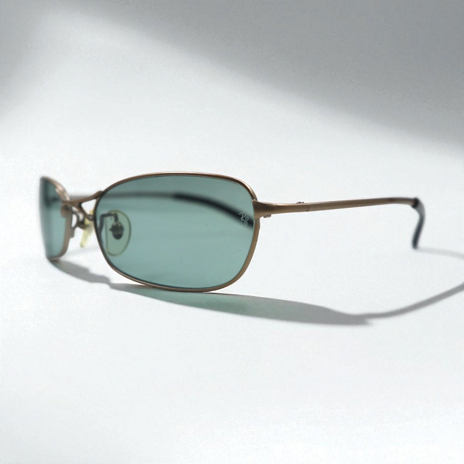 Ray-Ban Occhiali da sole rettangolari, montatura in metallo, oro, RB3210 026/82 55-18-130