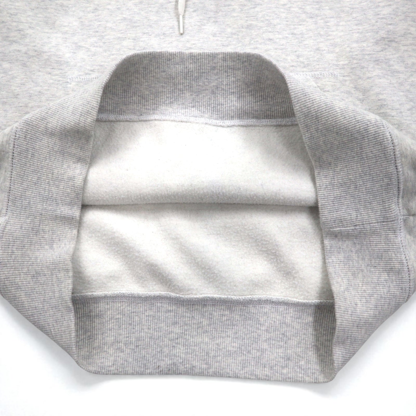 Carhartt WIP felpa con cappuccio pullover HOODED CHASE SWEATSHIRT L tinta unita tasche interno felpato I015897 Made in Bulgaria