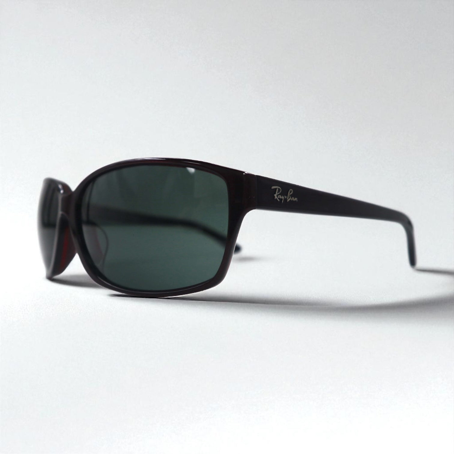 Ray-Ban Occhiali da Sole Quadrati con Montatura Grande Borgogna Plastica RB2161