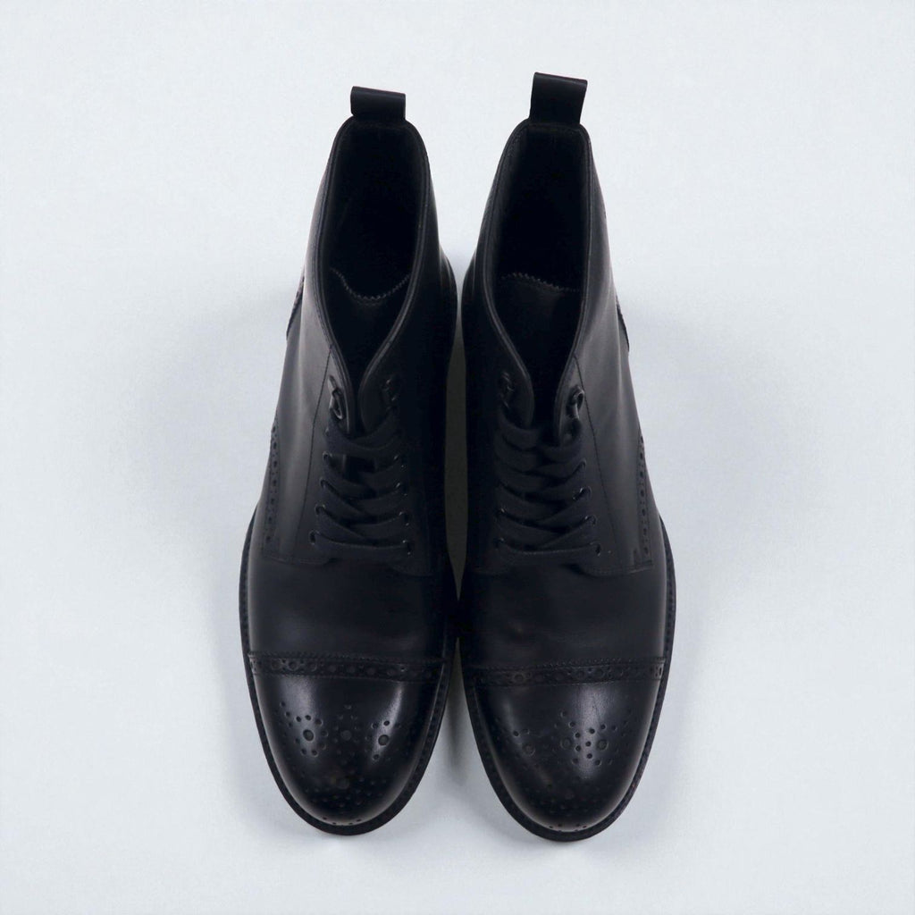 HUGO BOSS ブローグ キャップトゥ ショートブーツ 27cm レザー ラグソール メダリオン 50228355 イタリア製