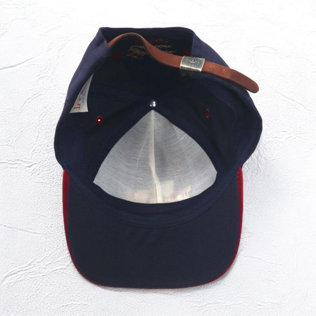 Cappellino da baseball bicolore BSA Boy Scouts of America, anni '90, made in USA, taglia unica con cinghia e bandiera americana