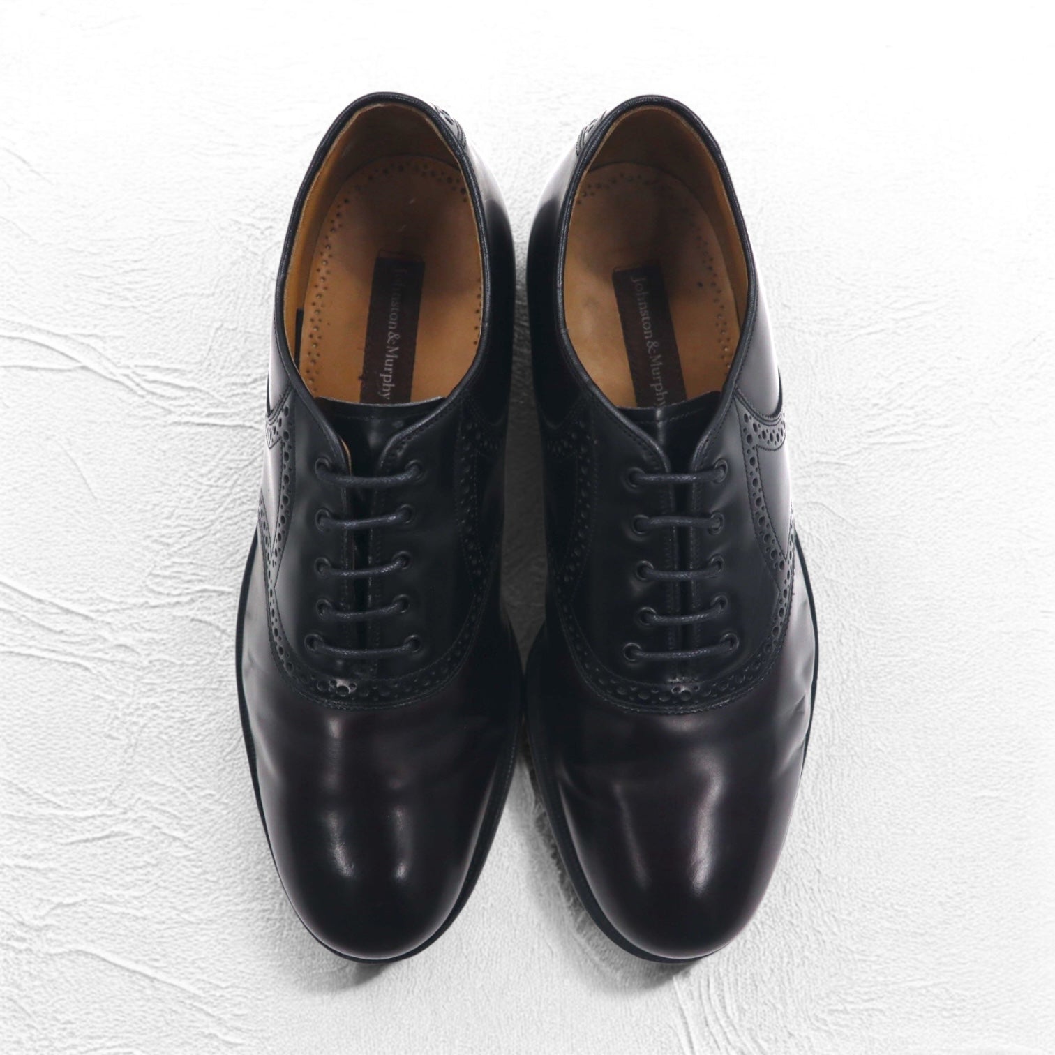 Johnston & Murphy Scarpe stringate quarter brogue nere, in pelle, 28 cm, con medaglione e allacciatura interna, 93530