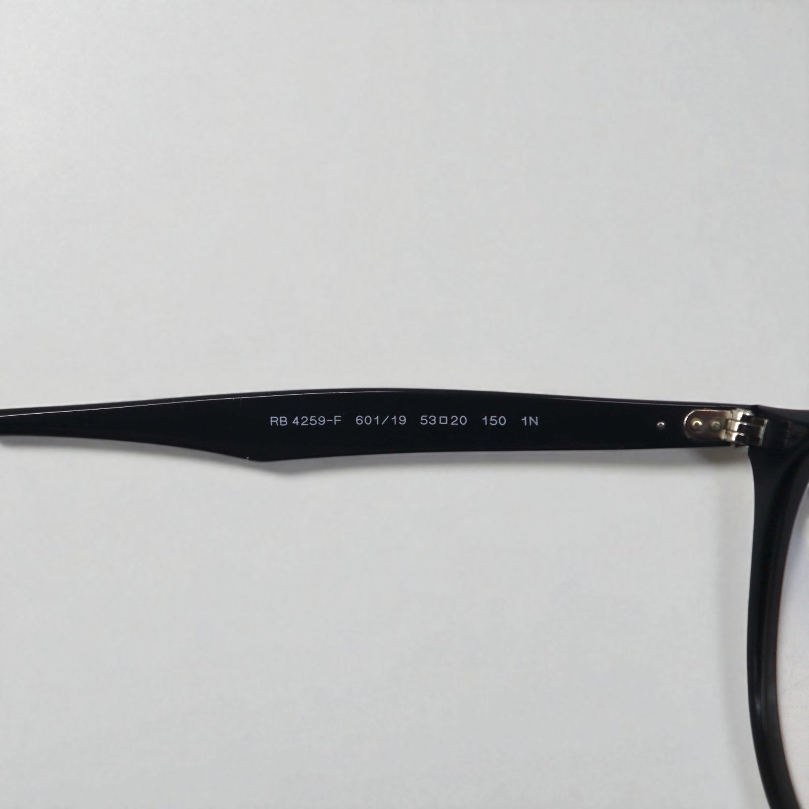 Ray-Ban Occhiali da Sole Boston Neri RB4259-F 601/19 53-20 150 1N Made in Italy