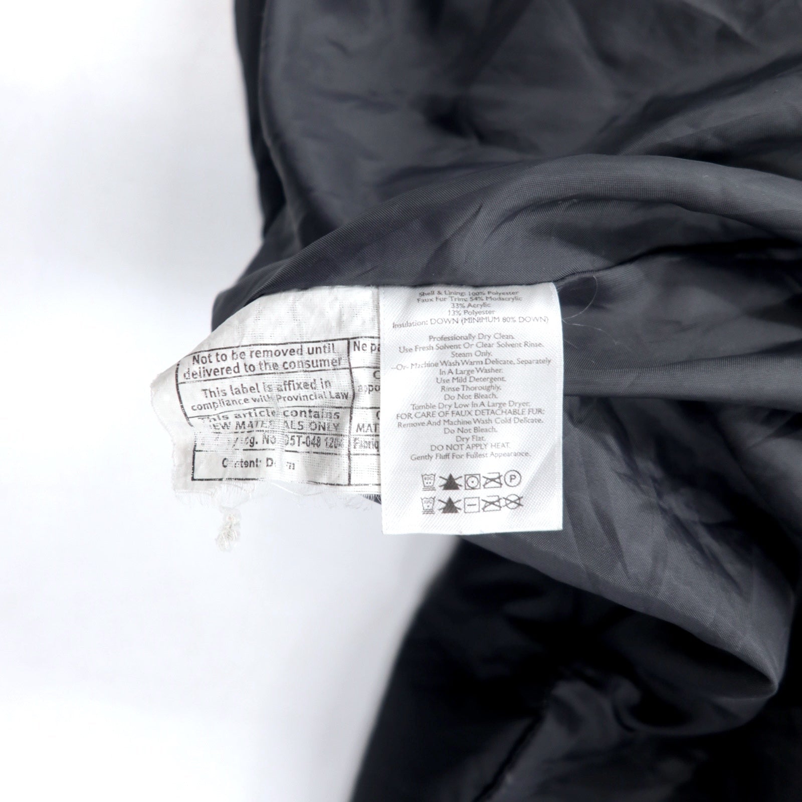 Eddie Bauer Piumino 650 Fill Power Taglia M Nero EB650 Cappuccio Staccabile Doppia Zip Pelliccia Sintetica 0544