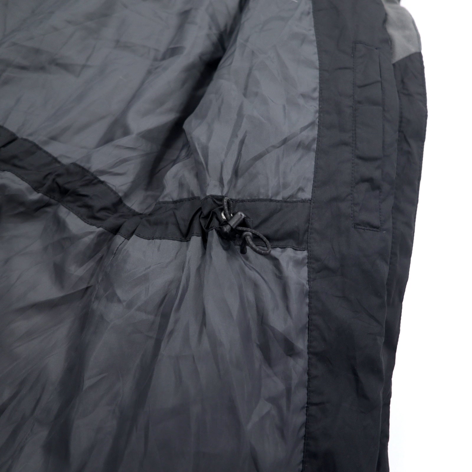 Eddie Bauer Piumino 650 Fill Power Taglia M Nero EB650 Cappuccio Staccabile Doppia Zip Pelliccia Sintetica 0544