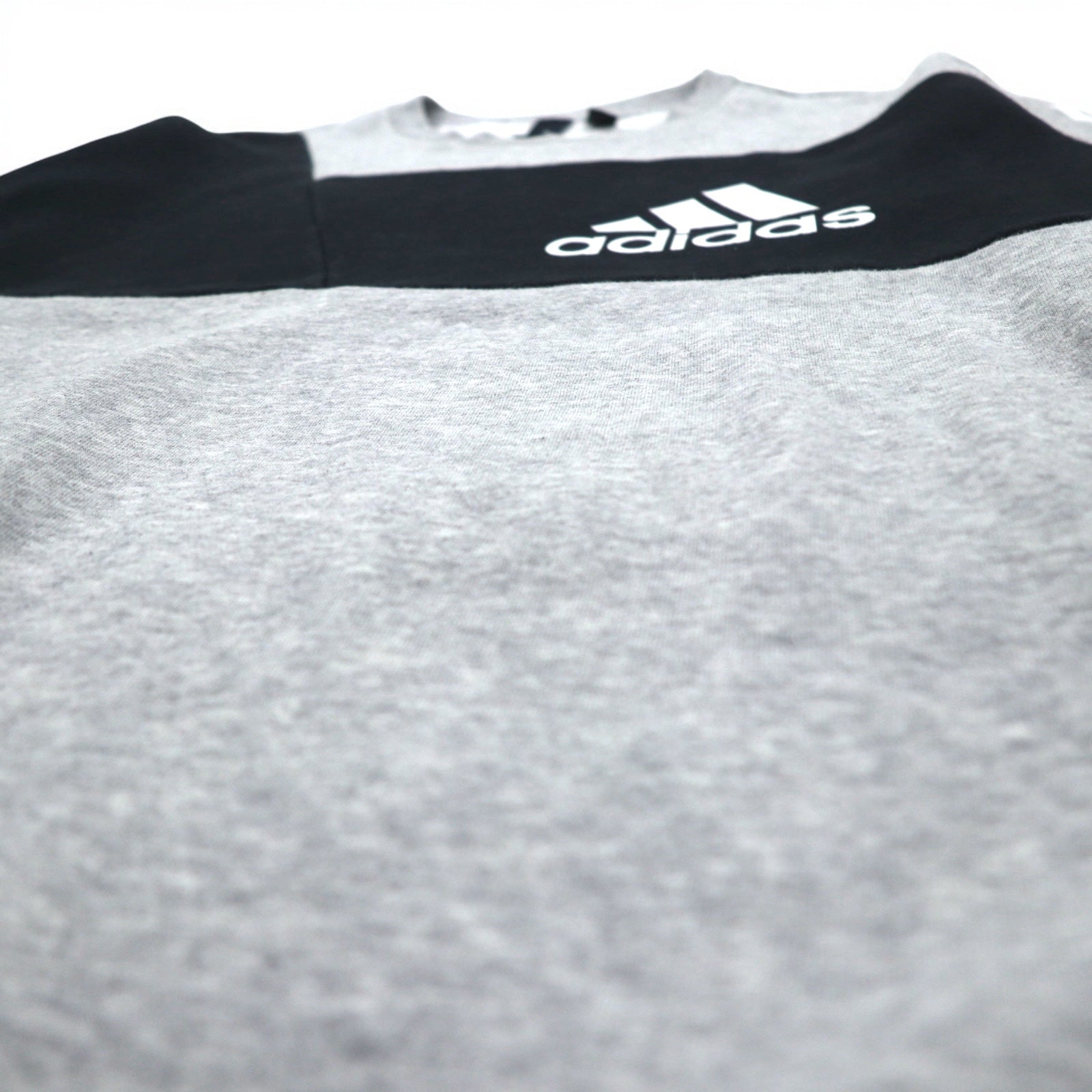 Felpa girocollo Adidas Sport ID, taglia XL, grigio nero, interno felpato, 3 strisce, Sport ID EB7589